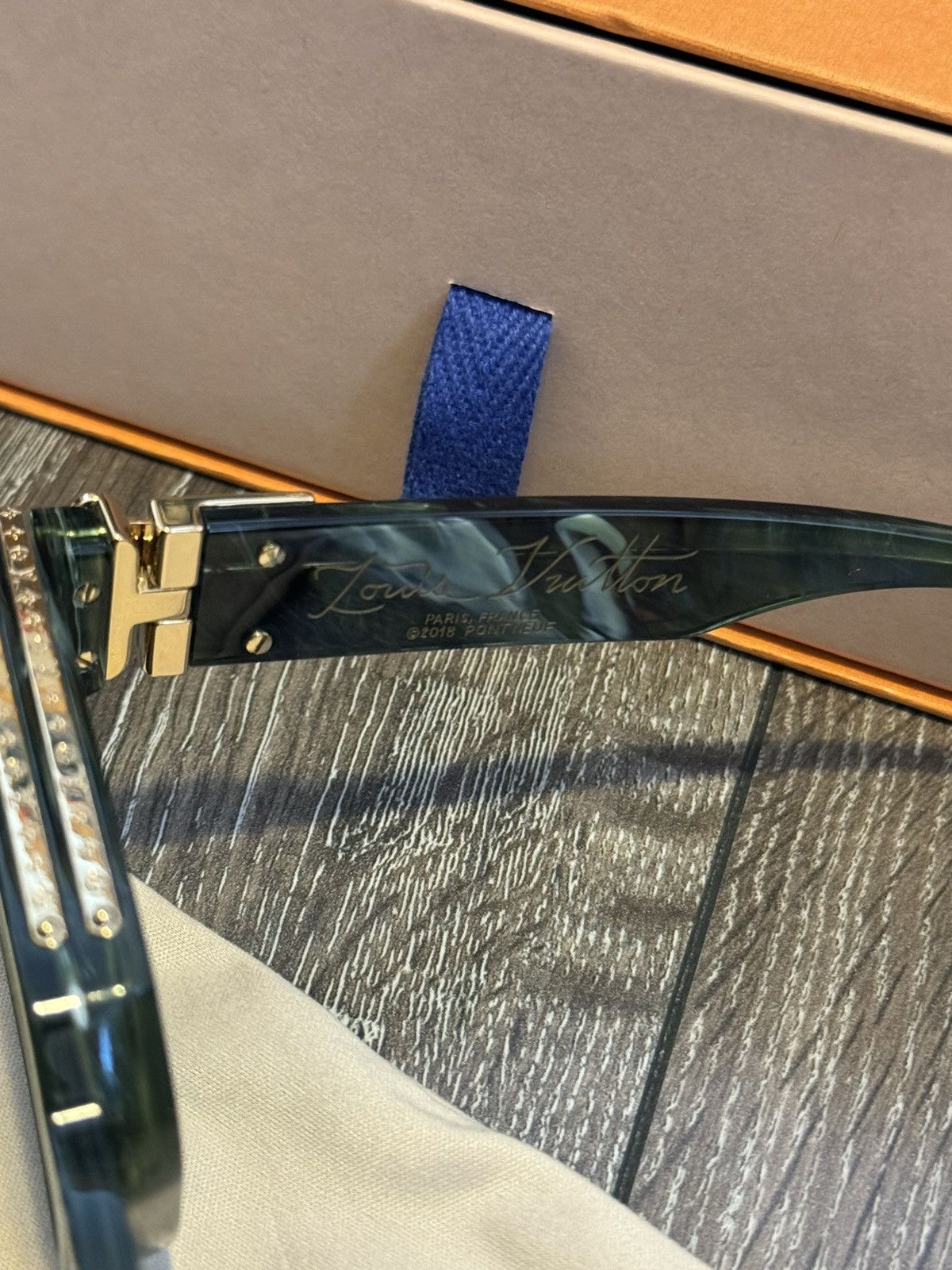 Louis Vuitton Millionaire 1.1 RaRE green Size ONE SIZE - 3 Thumbnail