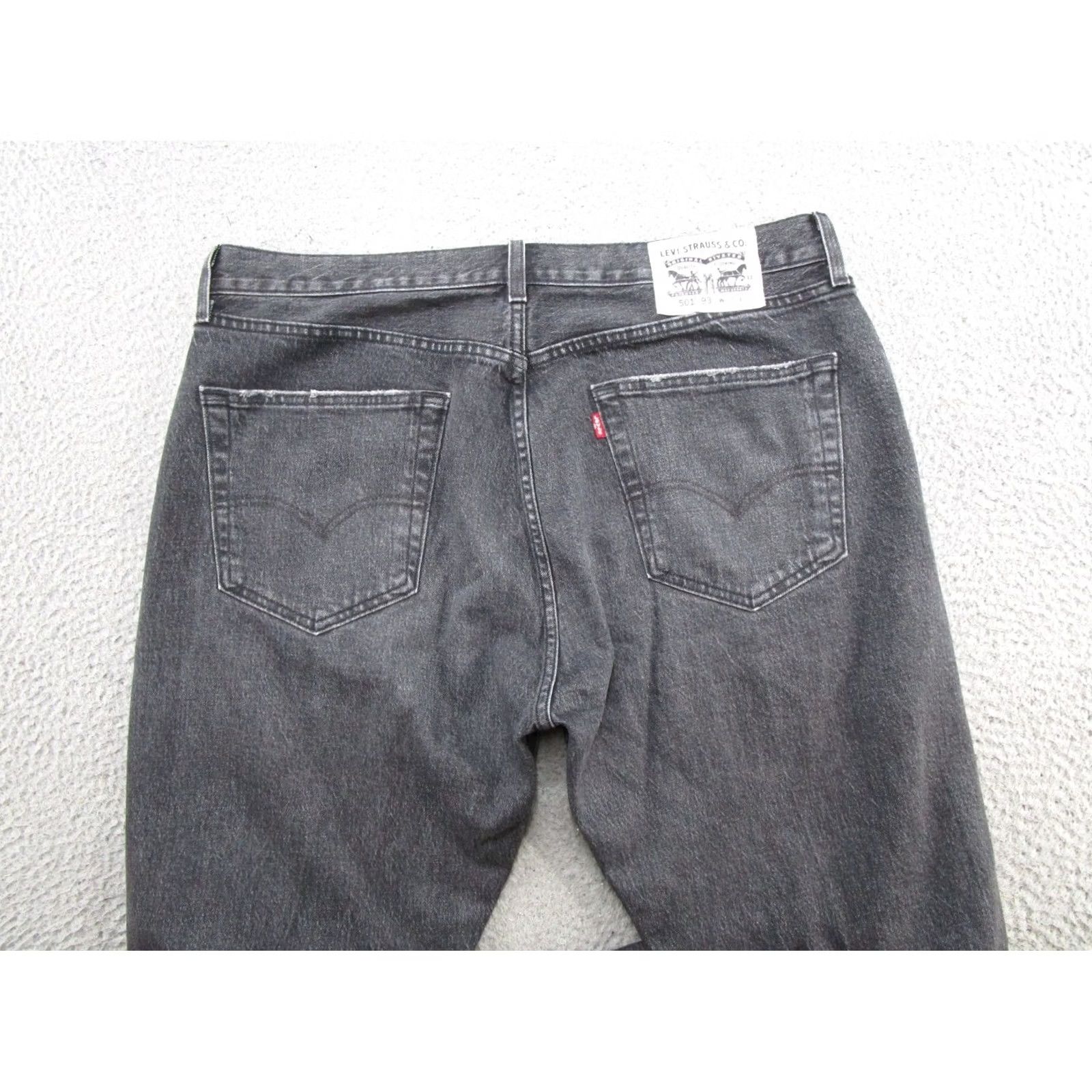 Levi's Levis 501 Jeans Men 36x30 Black Button Fly Straight 5-Pocket Denim VTG Y2K / Levi's / 501 Series / Regular Fit / Jeans Size US 36 / EU 52 - 3 Thumbnail