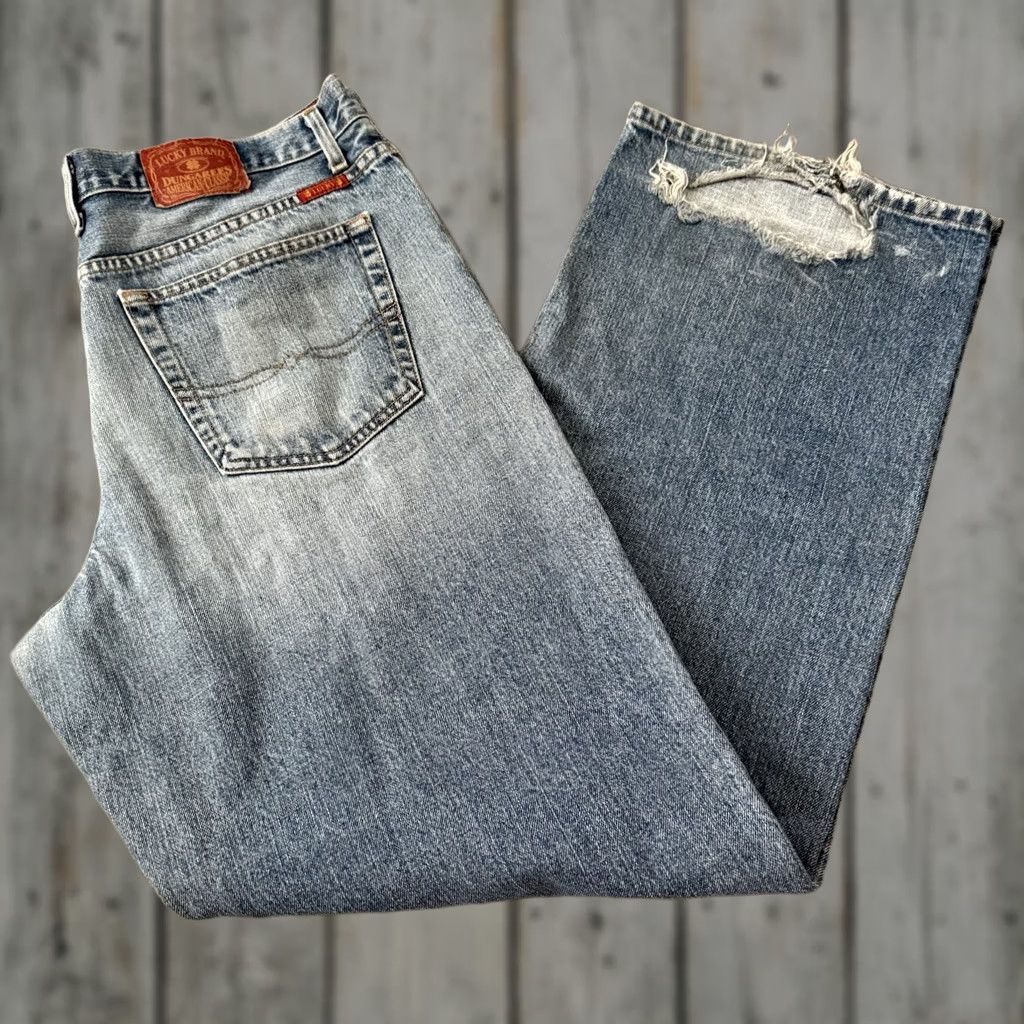 Lucky Brand VINTAGE Lucky Brand Jeans Dugarees USA Made 36x34 Mens Blue 5-Pocket Denim Distressed Relaxed Zipper Old School Y2K Grassroots Size US 36 / EU 52 - 1 Thumbnail