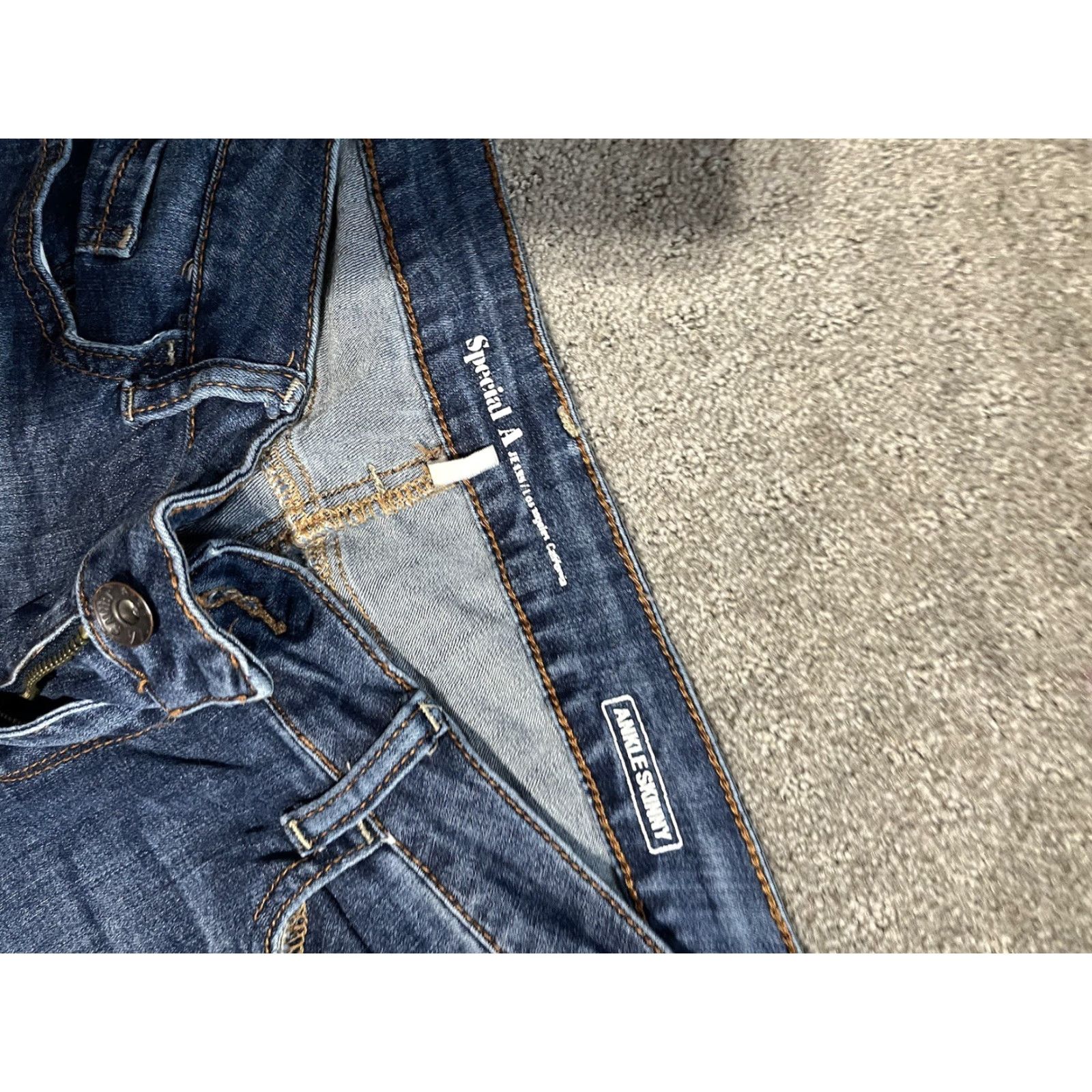 Vintage Special A Jeans Dark Wash Distressed Skinny Jeans Jr. Size 13 Womens Jeans Distressed Skinny 13 Blue 90s? Size 34" / US 12 / IT 48 - 5 Thumbnail