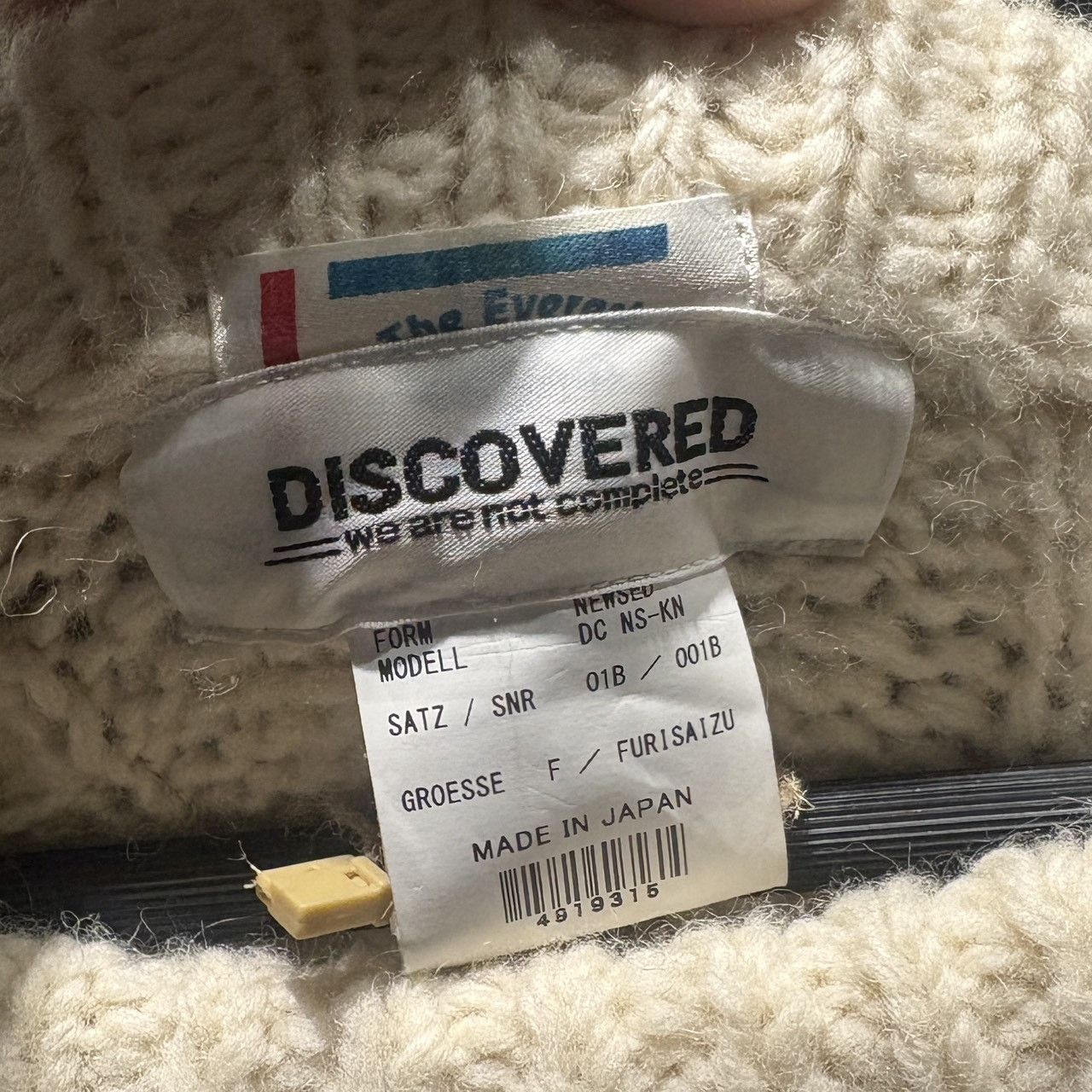 DISCOVERED discovered sweater Size ONE SIZE - 3 Thumbnail