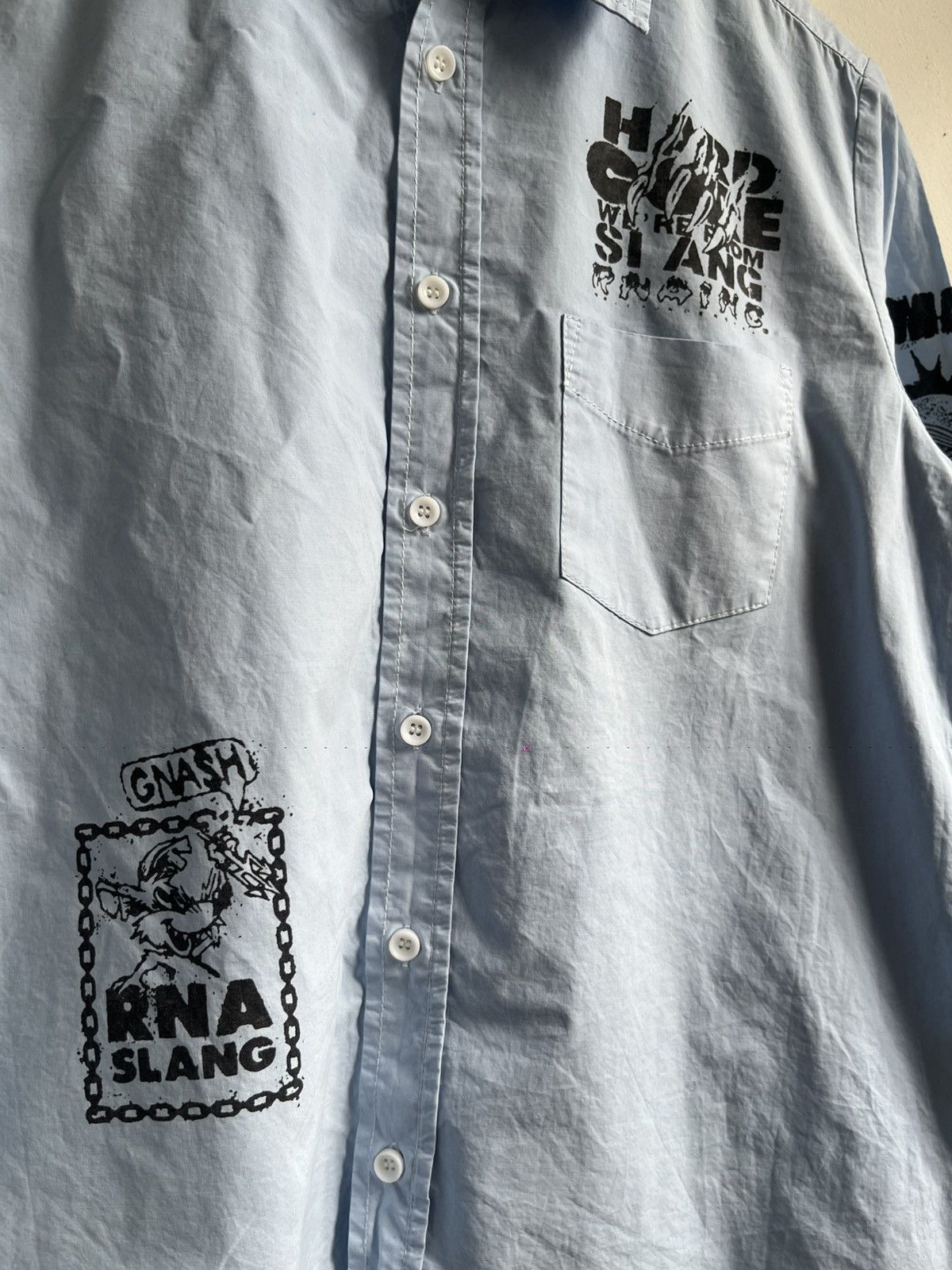 Japanese Brand Vintage RNA Inc Grunge Is Dead Shirt Size US S / EU 44-46 / 1 - 7 Thumbnail