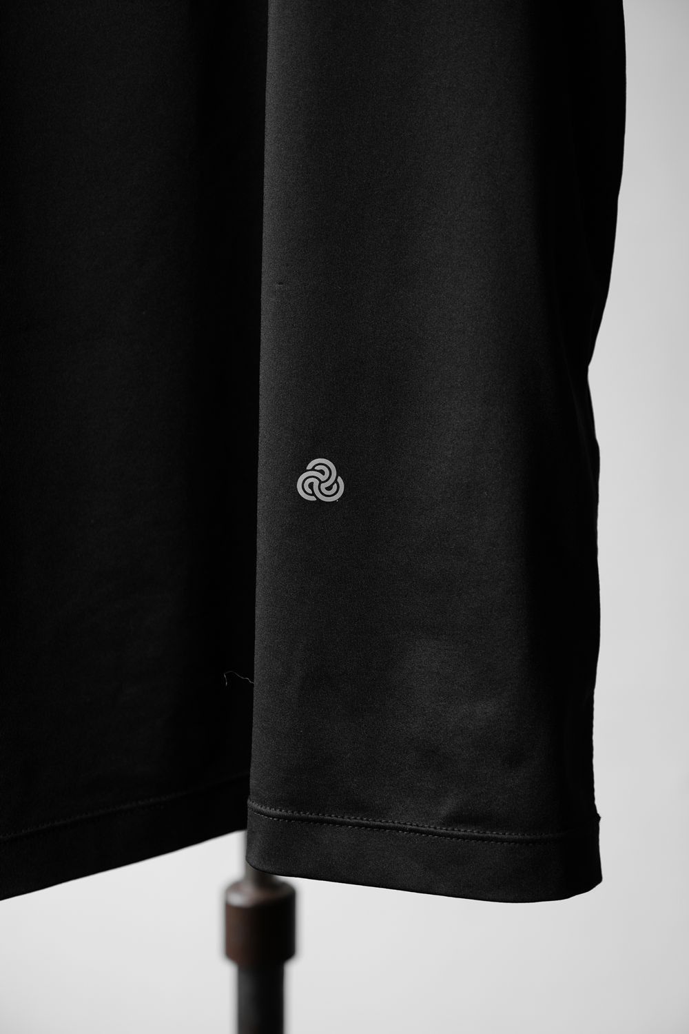 Other BROWNYARD Balance Sleeveless,Black Size US XL / EU 56 / 4 - 4 Thumbnail