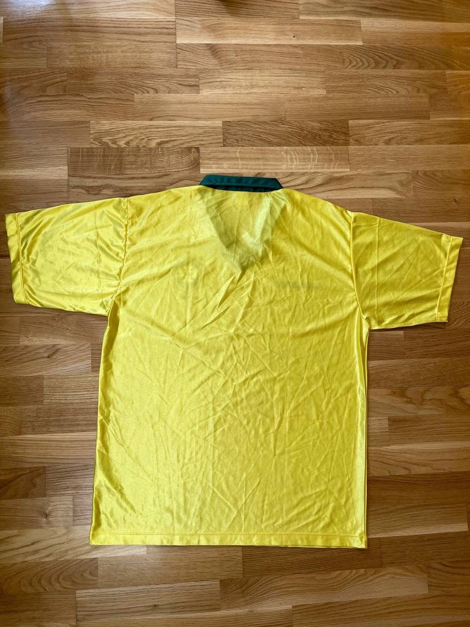 Umbro Brazil Umbro 1994 Home Shirt Jersey Football Jersey Size L Size US L / EU 52-54 / 3 - 3 Thumbnail