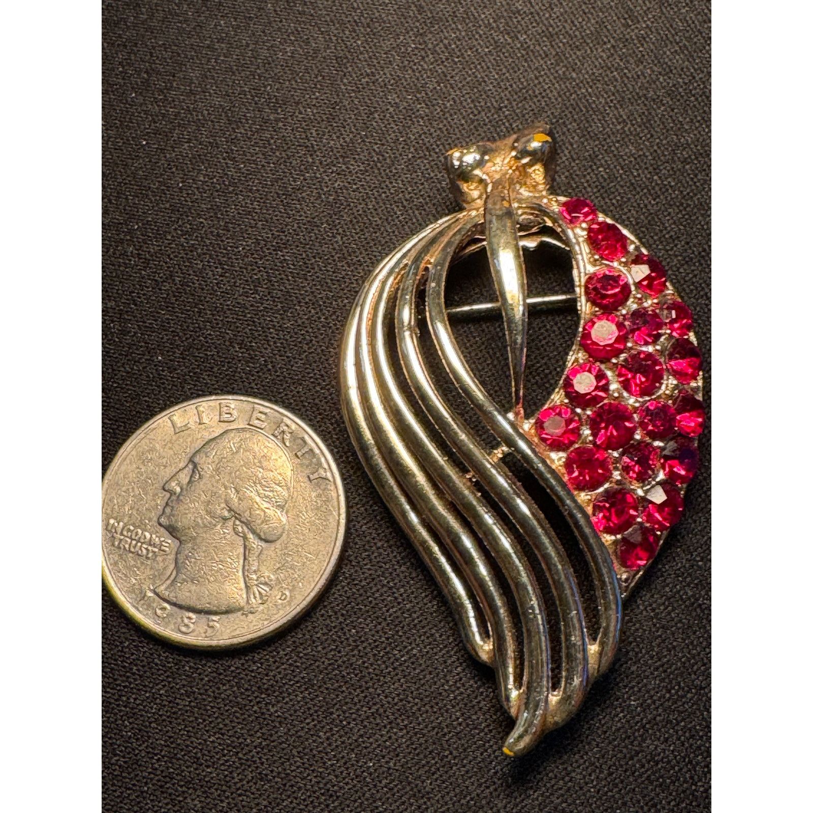 Other Beautiful Vintage Coro Red Rhinestone Brooch Size ONE SIZE - 4 Thumbnail