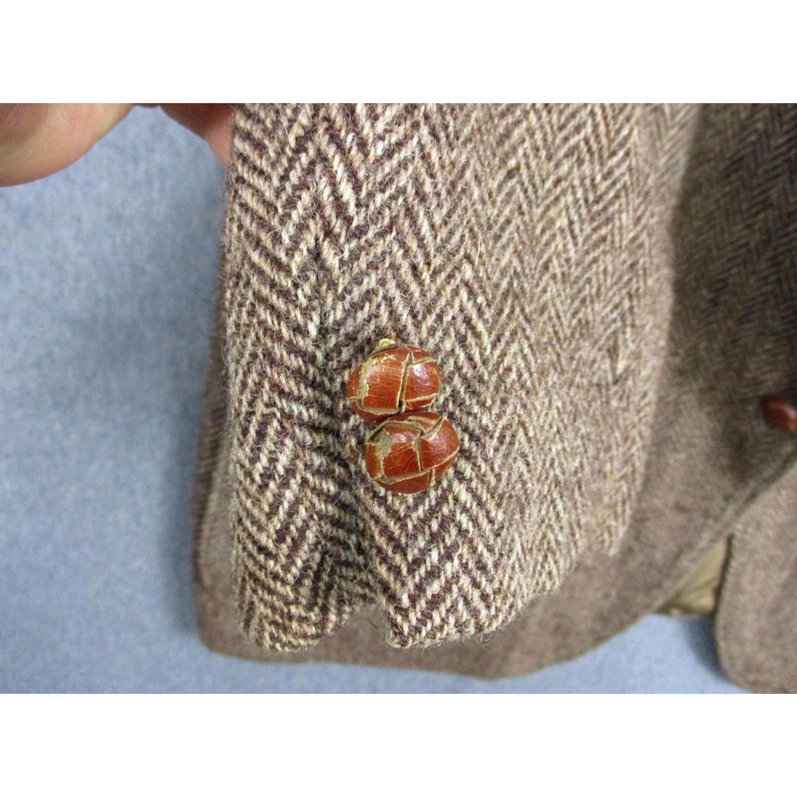 Orvis VINTAGE Orvis Harris Tweed Brown Sport Coat Elbow Patches England Made Large Wool/ Suede Notch Lapel Single-Breasted 2 Button Mens Casual Business Size US L / EU 52-54 / 3 - 4 Thumbnail