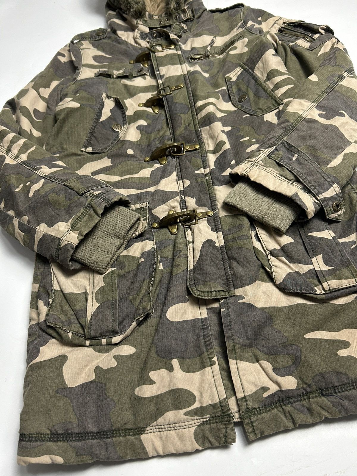 Beauty Beast × If Six Was Nine × Japanese Brand UPPER FREAK FAUX FUR HOODIE MULTI POCKET CAMO JACKET Size M / US 6-8 / IT 42-44 - 3 Thumbnail