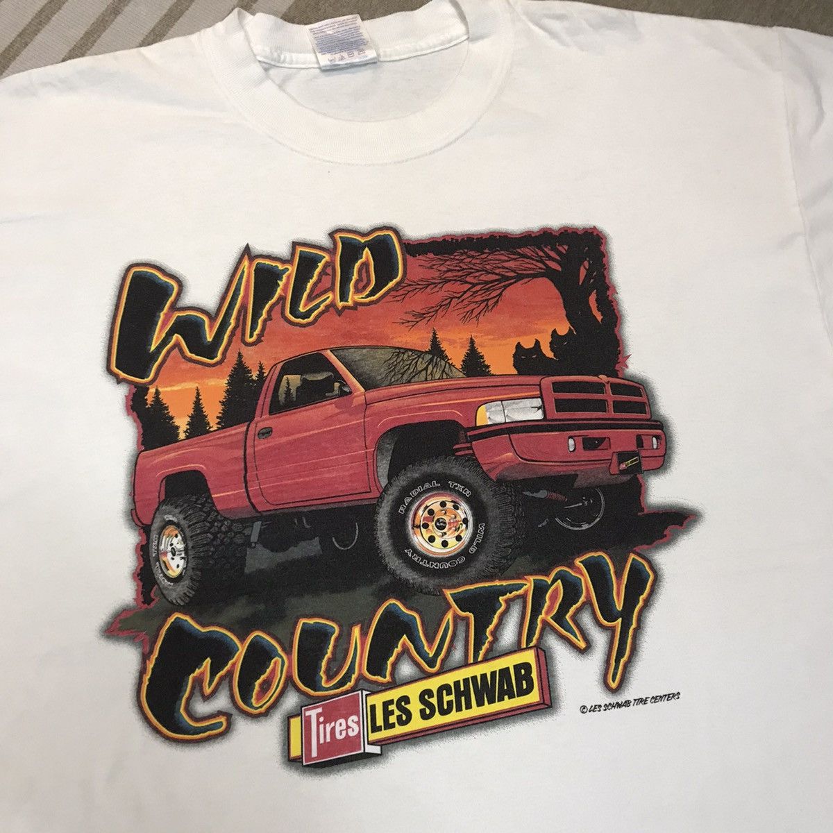 Vintage VINTAGE Y2k WILD COUNTRY TIRES CENTER RARE TEE Size US XL / EU 56 / 4 - 2 Thumbnail