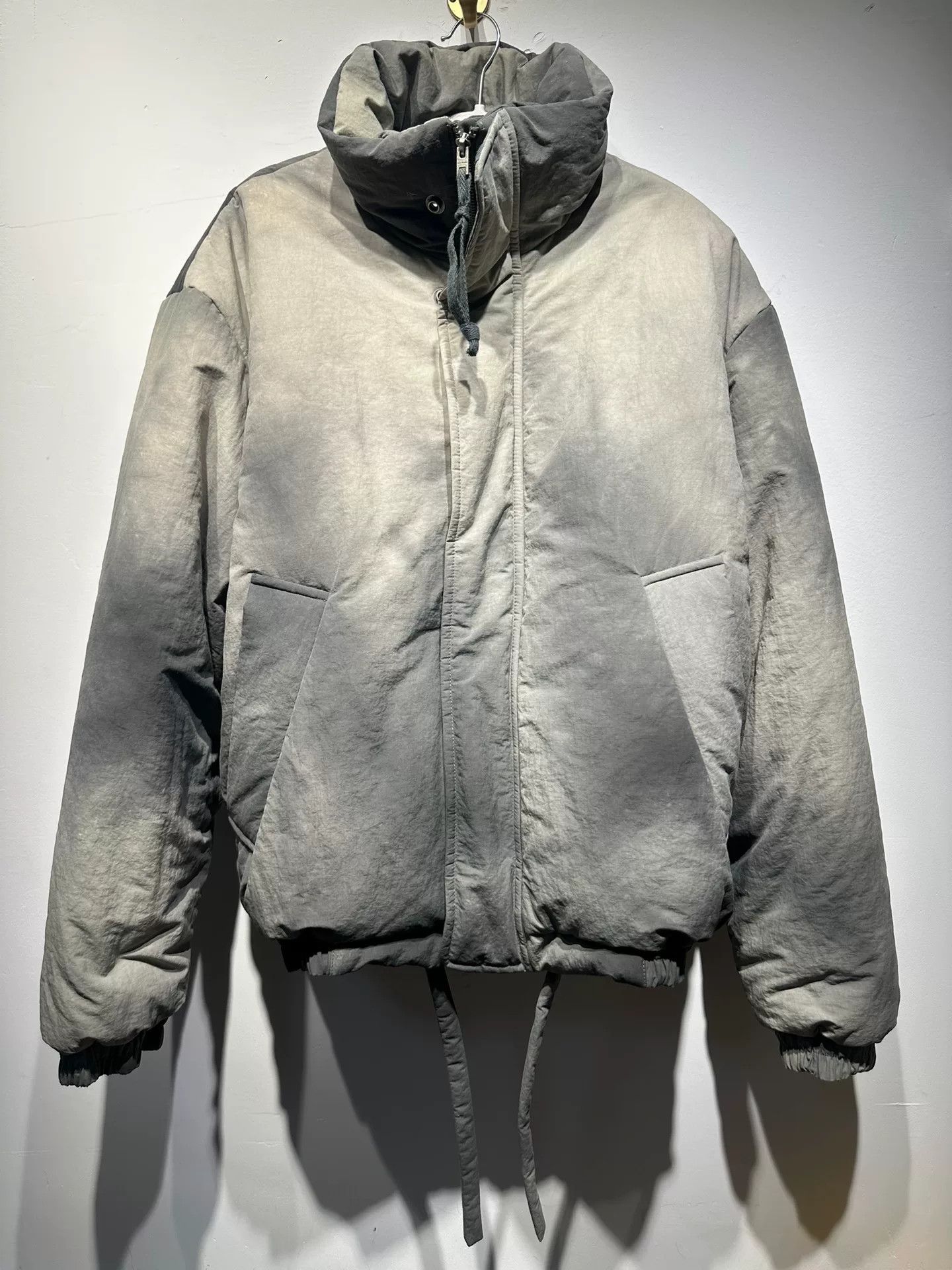 Acne Studios Acne Studios Graphic Oversized Gray Light Jacket 46 Men Size US L / EU 52-54 / 3 - 1 Thumbnail