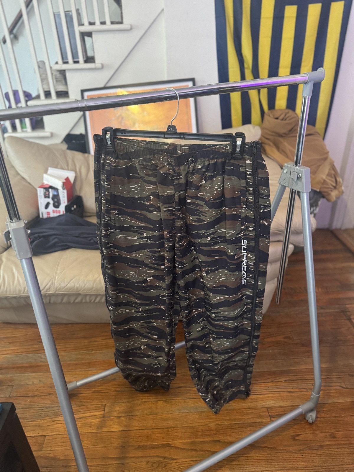CAMO SUPREME ZIP JOGGERS