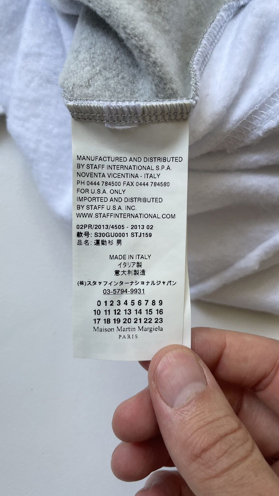Maison Margiela A/W 13 ‘Double Back’ Reworked Sweatshirt Size US XL / EU 56 / 4 - 10 Thumbnail