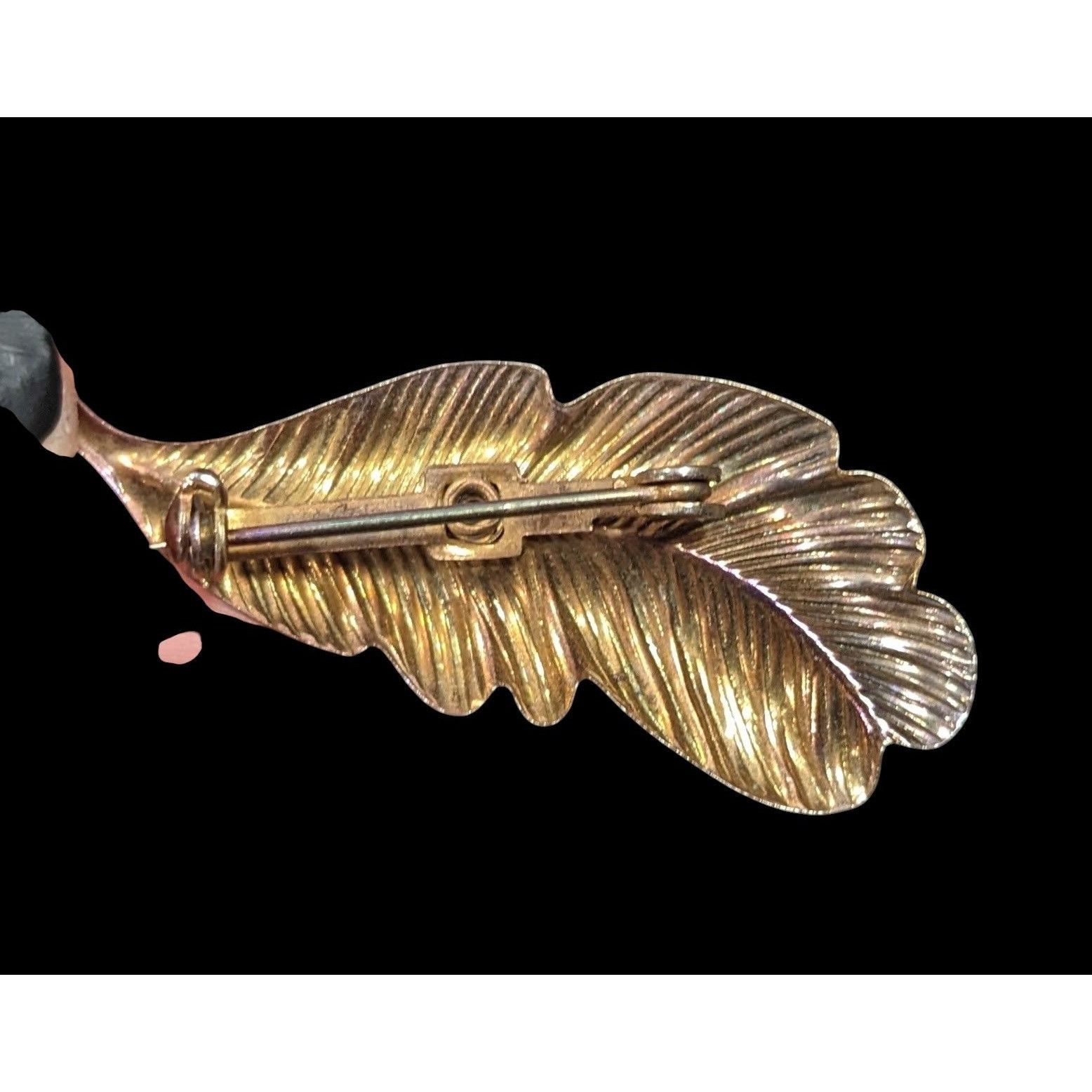 Other Vintage Fairycore Gold Tone Anodized Feather Brooch With Gre Size ONE SIZE - 3 Thumbnail