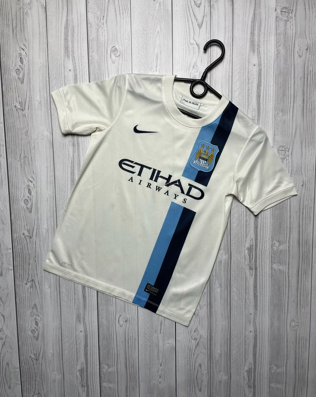 Nike × Vintage Vintage Nike Manchester City soccer jersey kids M logo Size US XXS / EU 40 - 1 Thumbnail