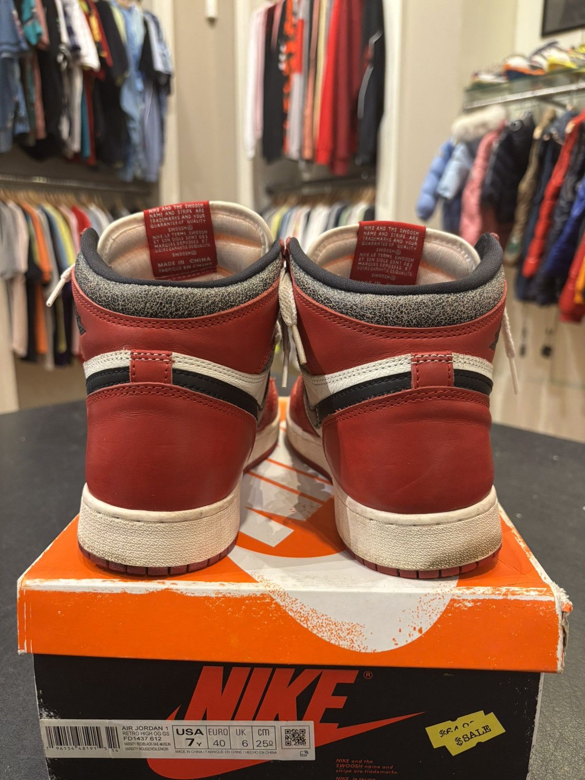 Jordan Brand Jordan 1 Retro ‘Chicago Lost And Found’ Size US 7 / EU 40 - 3 Thumbnail