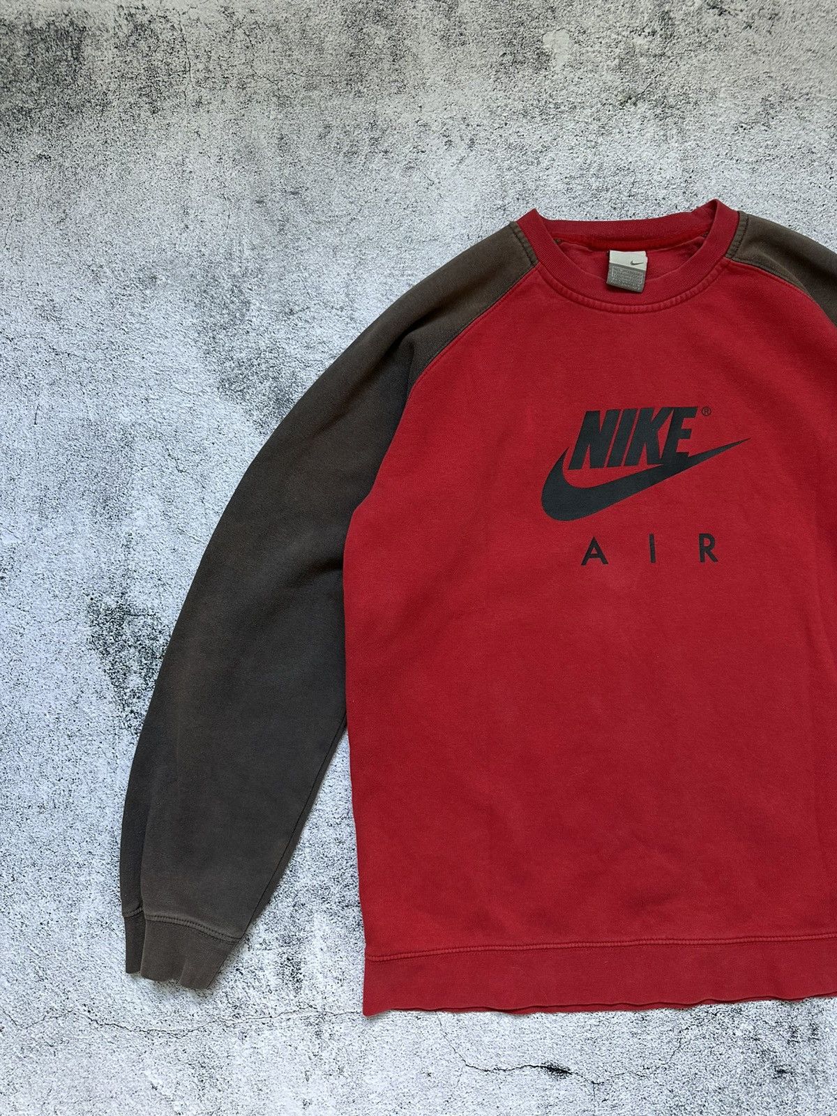 Nike Vintage Nike Red Sweatshirt Air Centre Logo Size US M / EU 48-50 / 2 - 2 Thumbnail