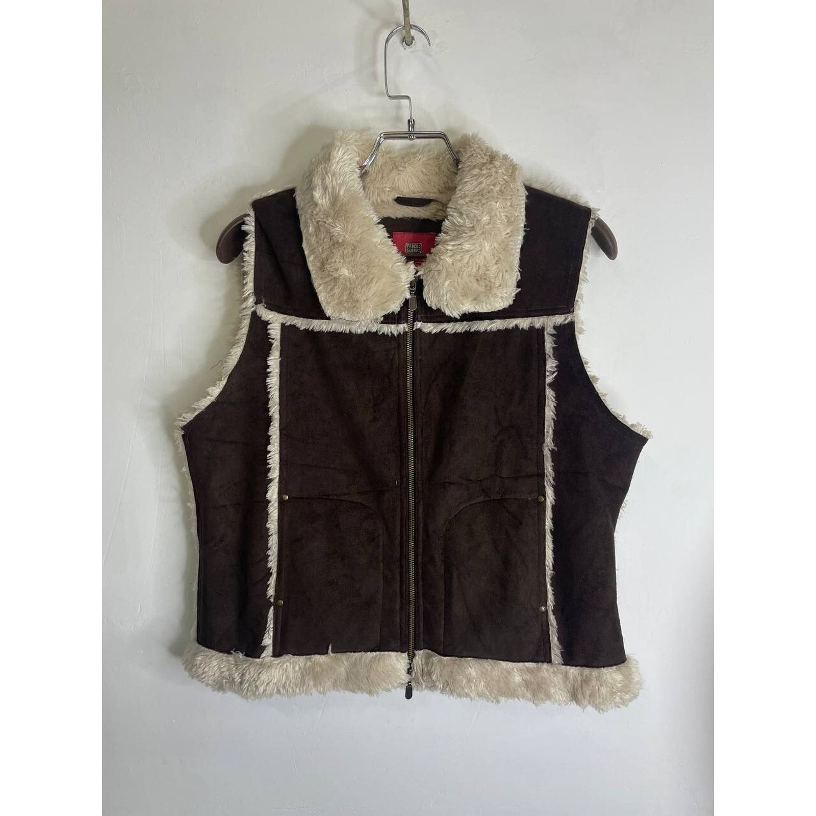 Japanese Brand Vintage Brown Faux Shearling Zip Vest Sherpa Lined Outerwear Size M / US 6-8 / IT 42-44 - 1 Thumbnail
