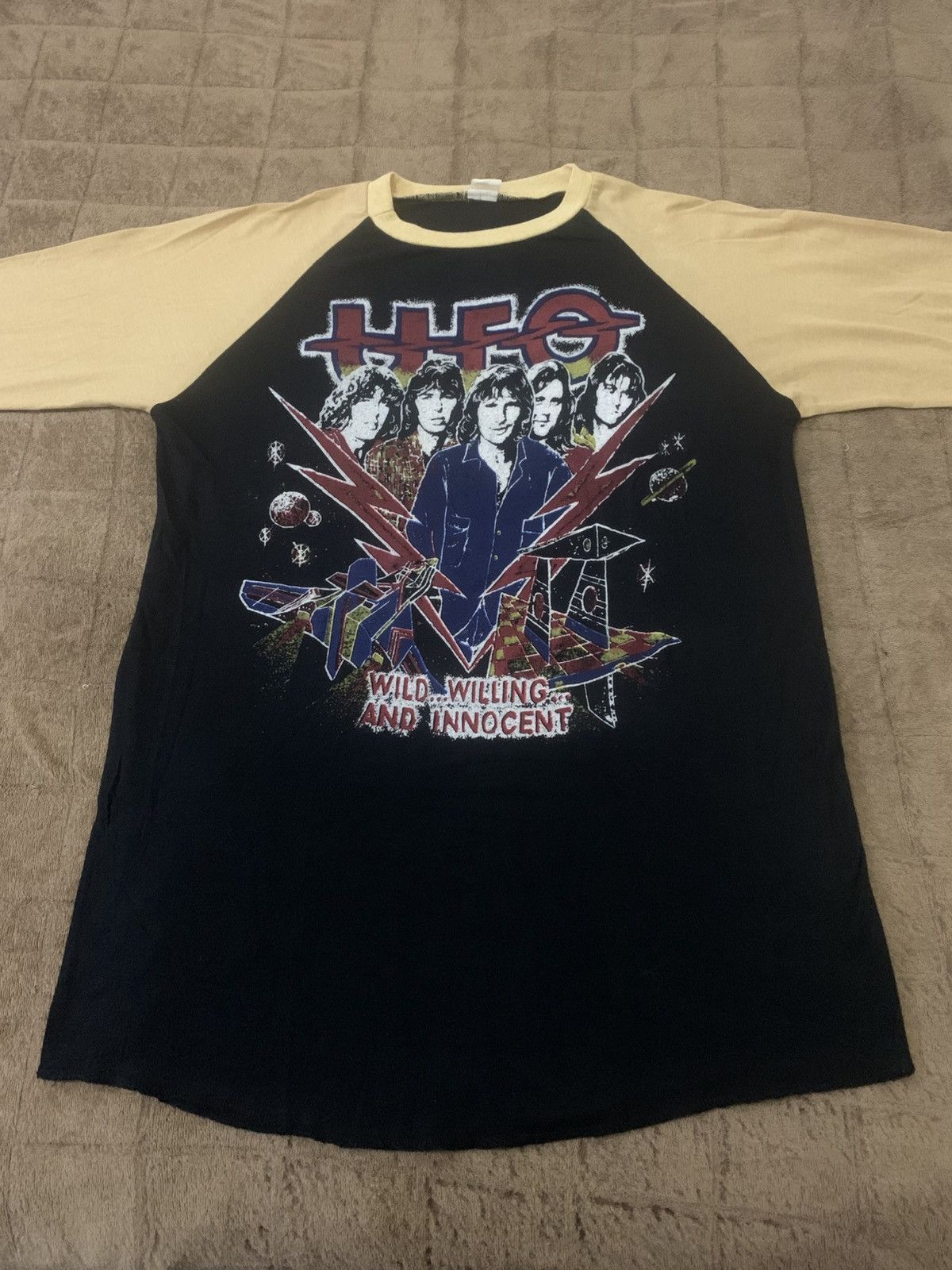 Band Tees Vintage UFO In Convert 80s Raglan Size US S / EU 44-46 / 1 - 1 Thumbnail