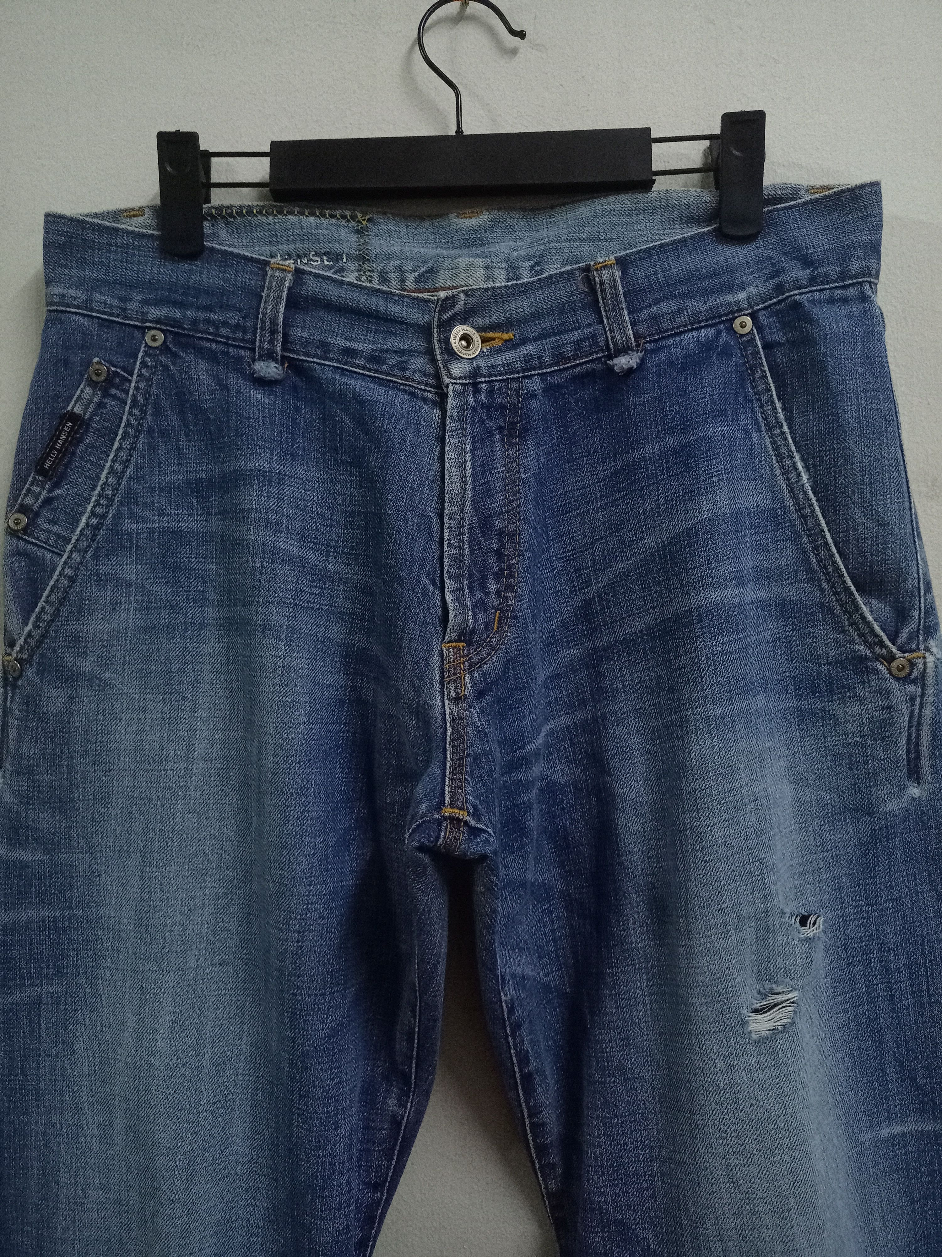 Helly Hansen Vintage Japan Helly Hansen Curve Leg Distressed Baggy Jeans Size US 32 / EU 48 - 4 Thumbnail