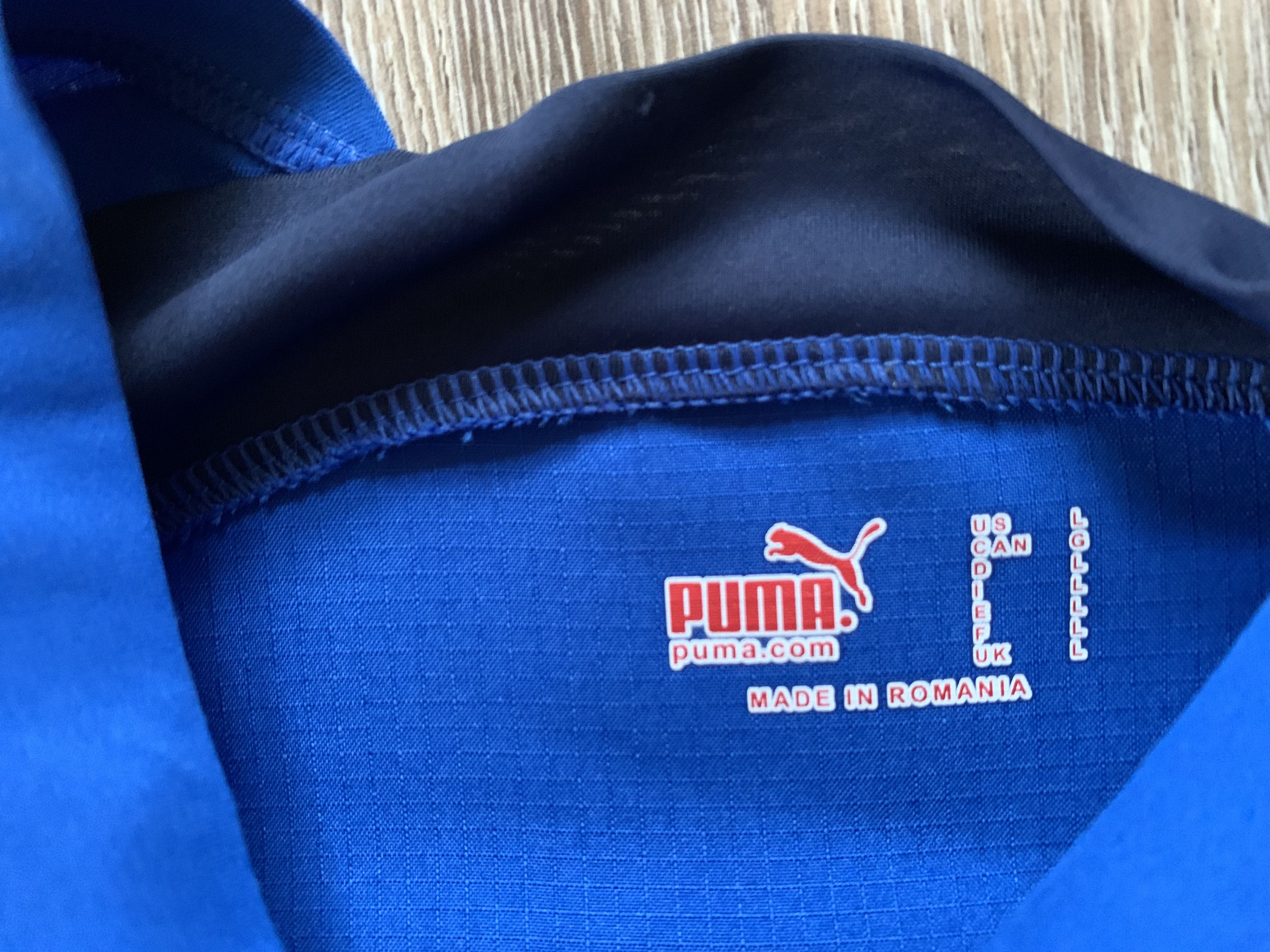 Puma × Vintage Vintage Puma Italy Basic Home Football Shirt 2006 Size US L / EU 52-54 / 3 - 6 Thumbnail