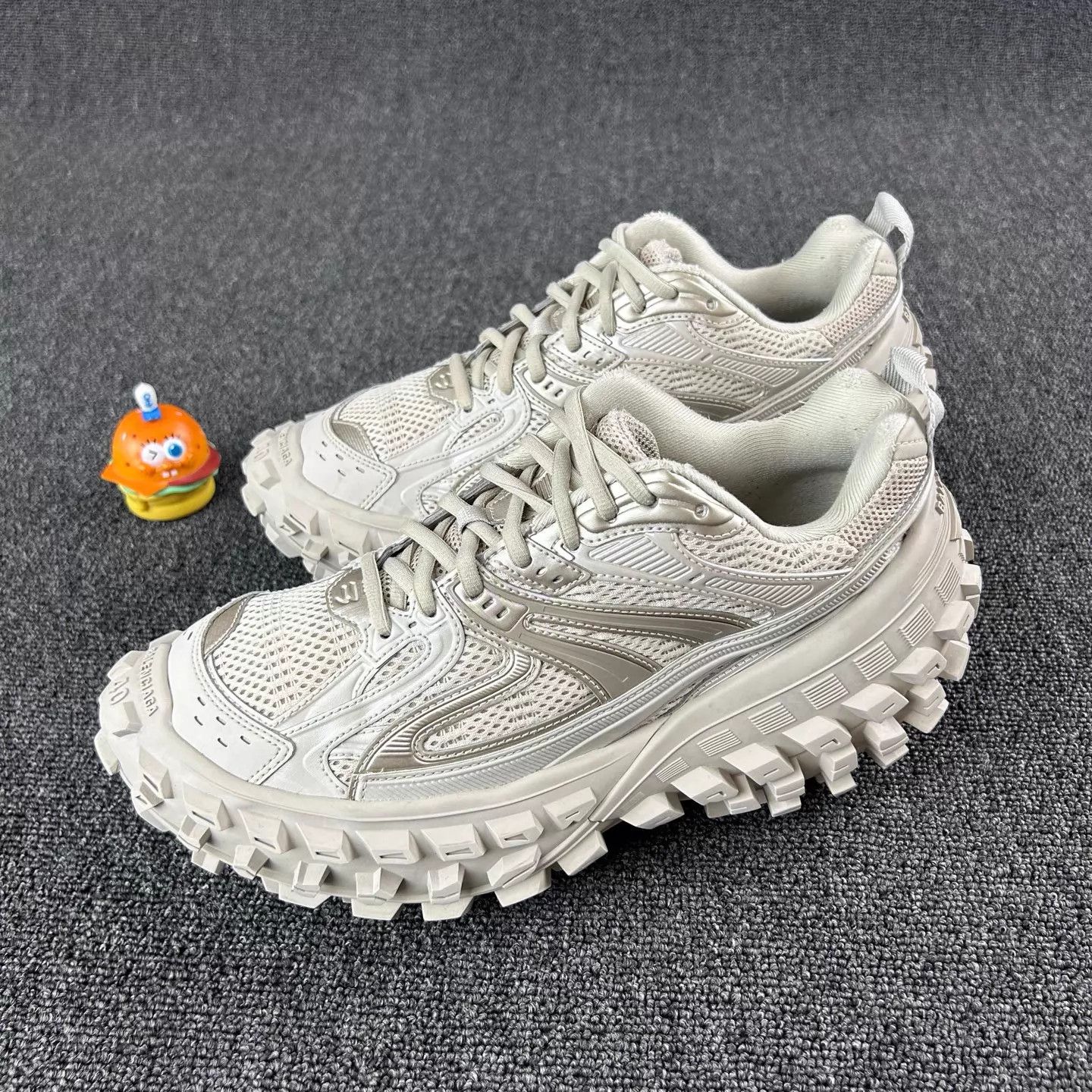 Balenciaga Balenciaga Gray Tire Shoes EU40 Near Mint OG Box/Extras Size US 10 / EU 43 - 1 Thumbnail