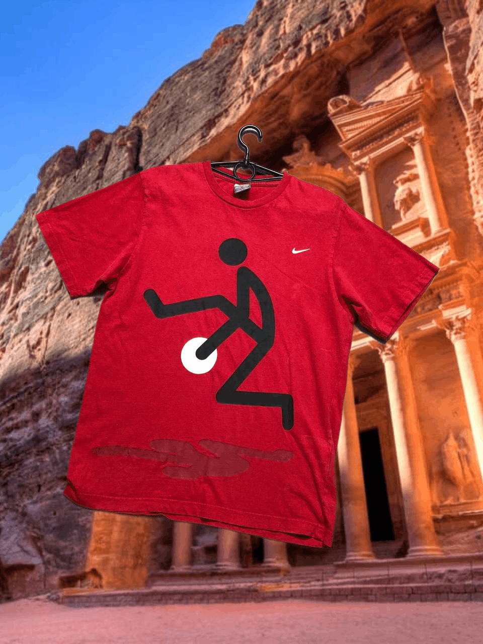 Nike Vintage T-Shirt big print red Nike size M Y2K streetwear Size US M / EU 48-50 / 2 - 1 Thumbnail
