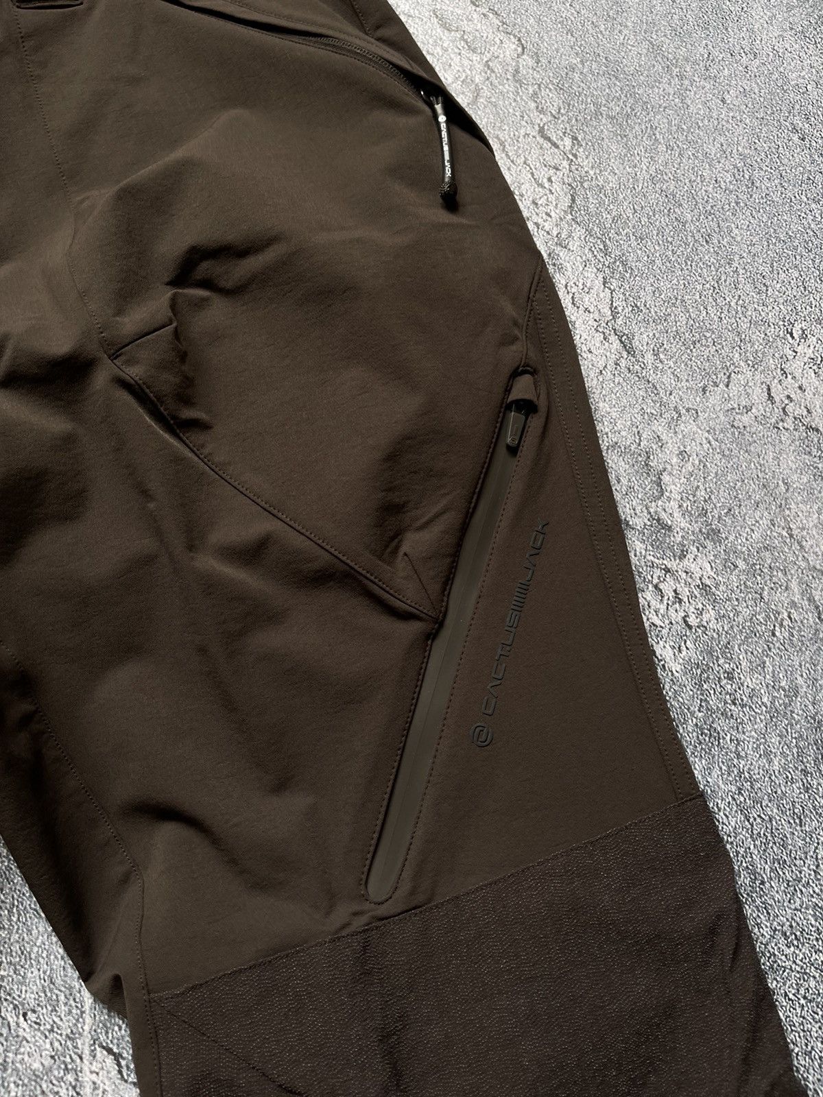 Nike × Travis Scott Nike Cactus Jack Travis Scott NRG Zip Pocket pants trousers Size US 34 / EU 50 - 5 Thumbnail