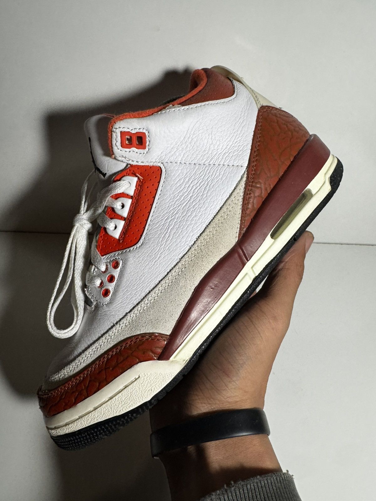 Jordan Brand Air Jordan 3 Retro SE GS “Mars Stone” Size US 6.5 / EU 39-40 - 1 Thumbnail