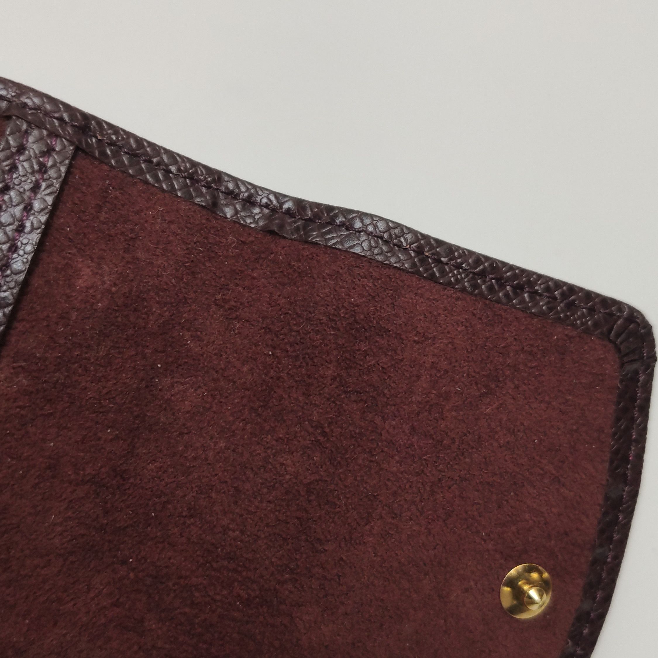 Louis Vuitton Louis Vuitton (LV) Cowhide Solid Color Letter Logo Multi-Us Size ONE SIZE - 6 Thumbnail