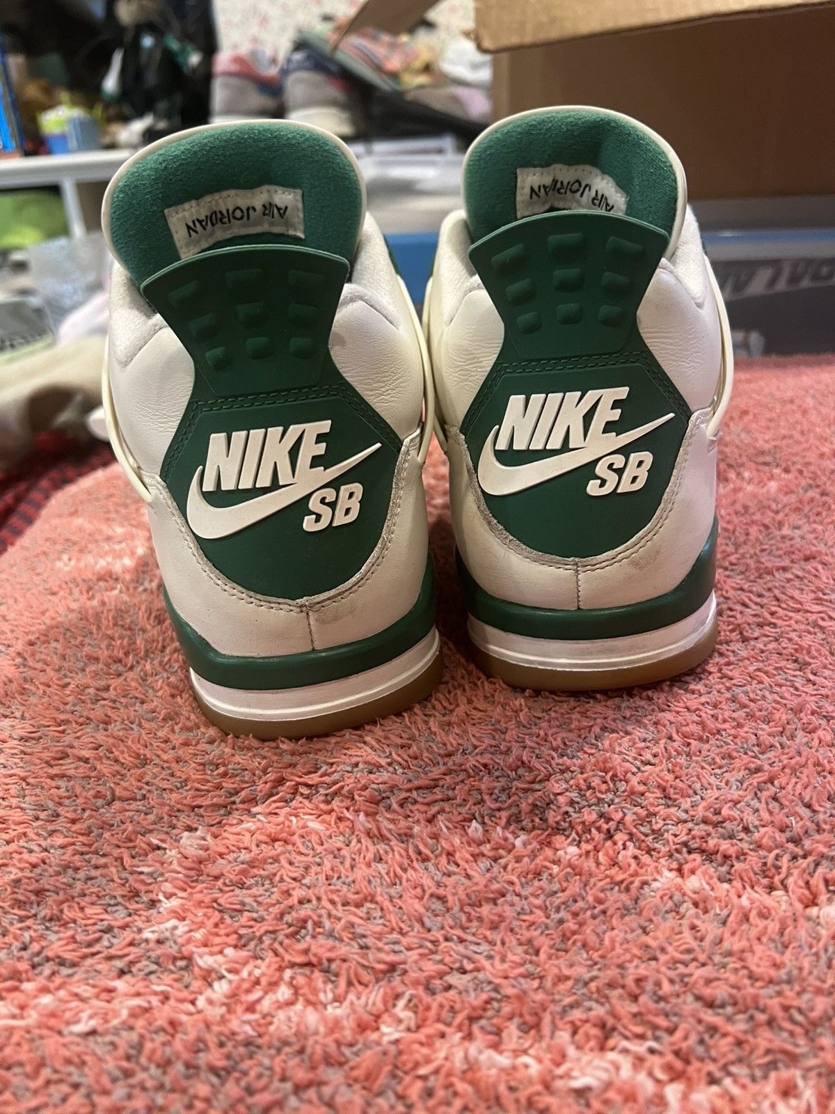 Jordan Brand Jordan 4 Retro SB Pine Green - 9.5 Size US 9.5 / EU 42-43 - 17 Thumbnail