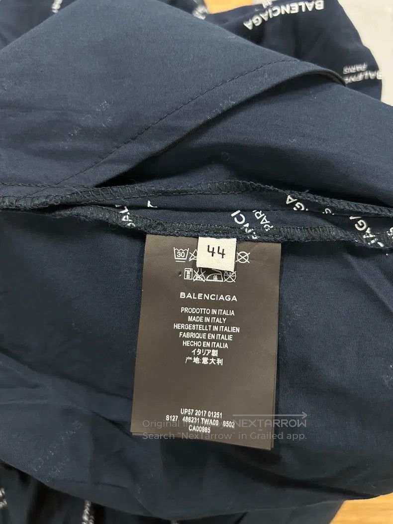 Balenciaga Balenciaga Blue Logo Lettering Elastic Waist Short Pants, Size US 28 / EU 44 - 5 Thumbnail