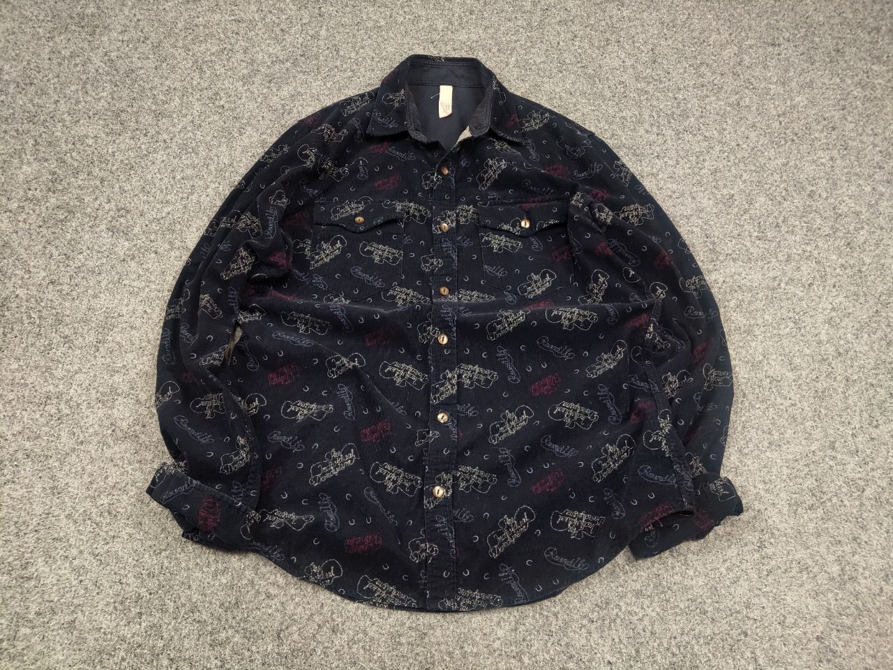 Takeo Kikuchi Vintage takeo kikuchi Escape Japan Design Corduroy Art Shirt Size US M / EU 48-50 / 2 - 2 Thumbnail