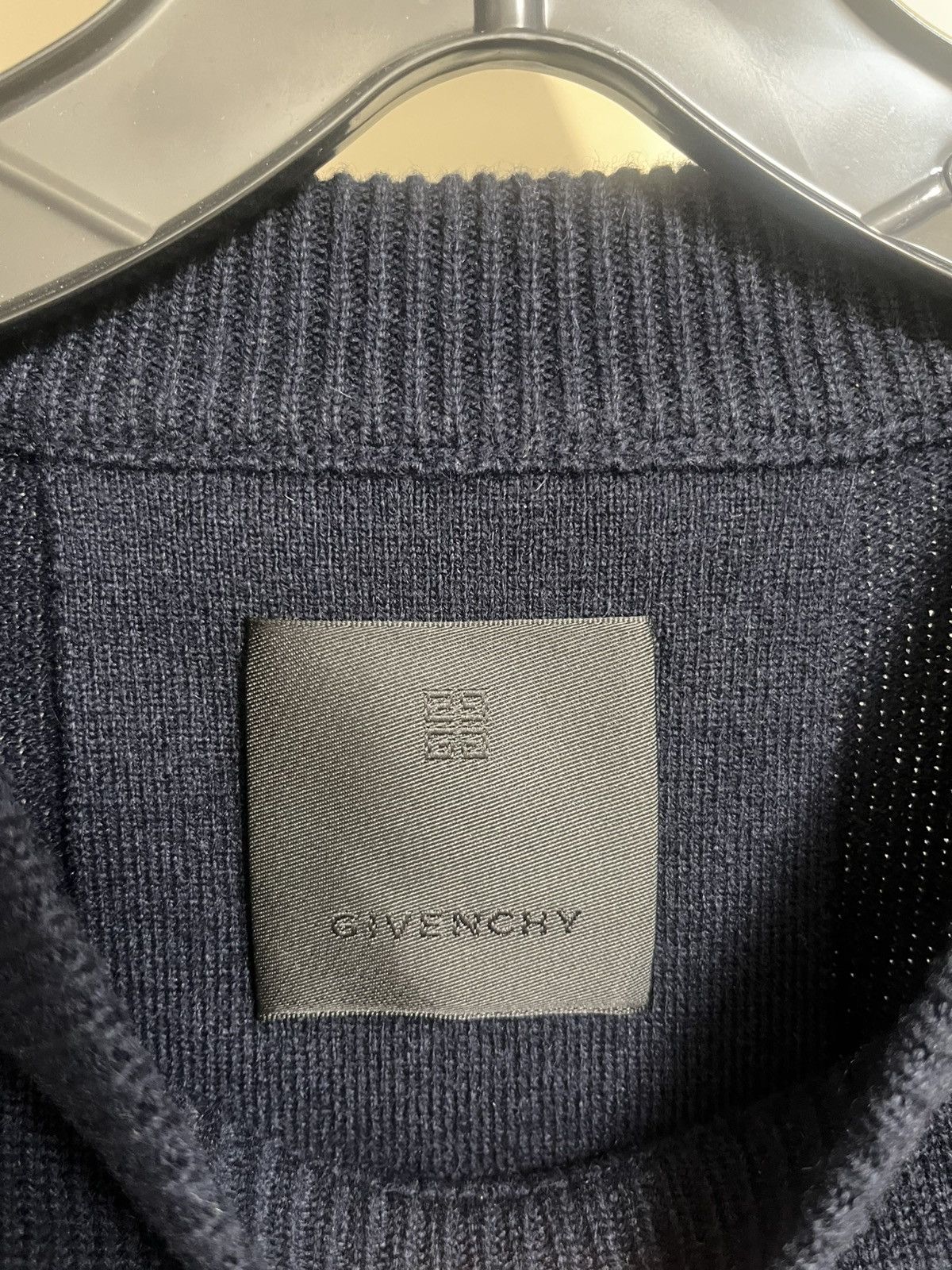 Givenchy Givenchy Sweater Sz XL Size US XL / EU 56 / 4 - 4 Thumbnail