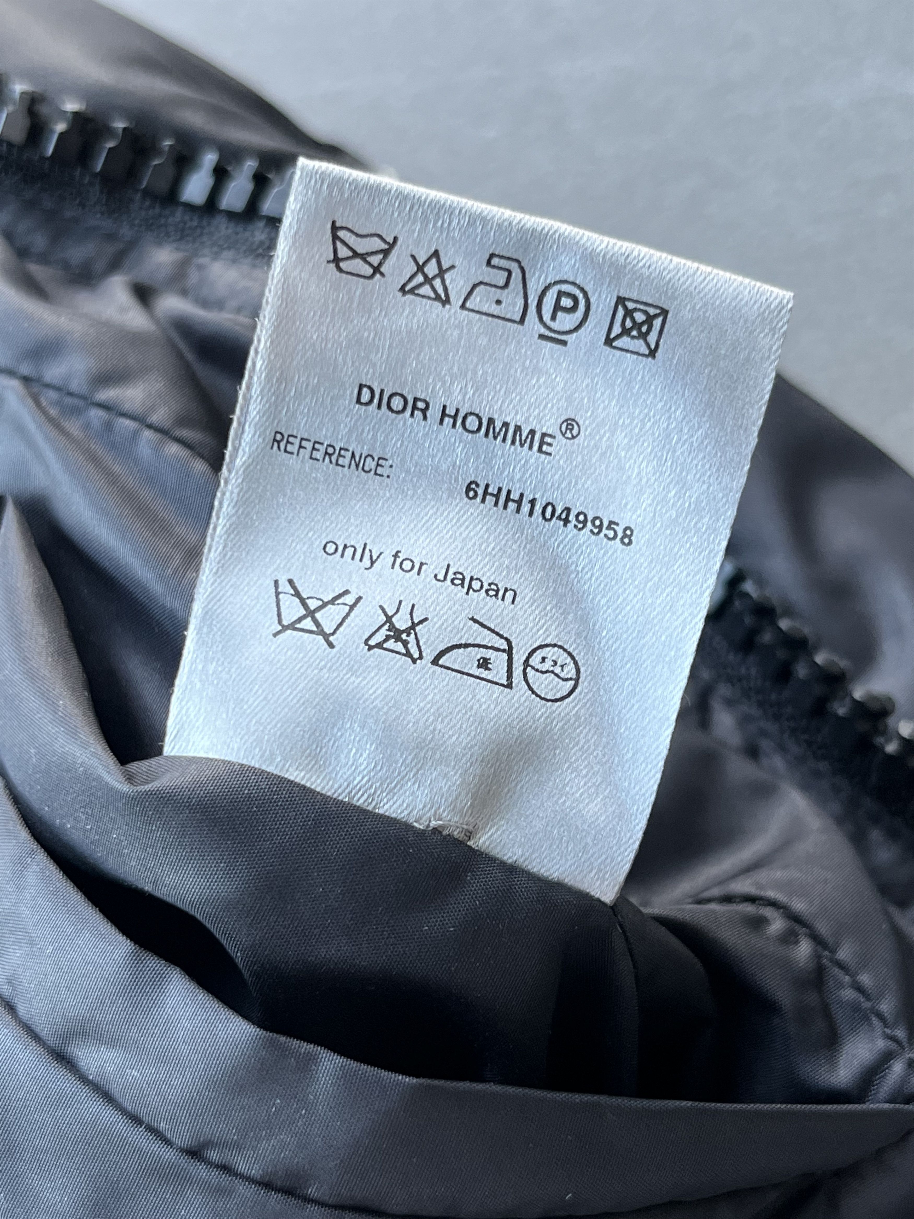 Dior Dior Homme by Hedi Slimane Goose Down Zip Stand Collar Vest Size US S / EU 44-46 / 1 - 19 Thumbnail