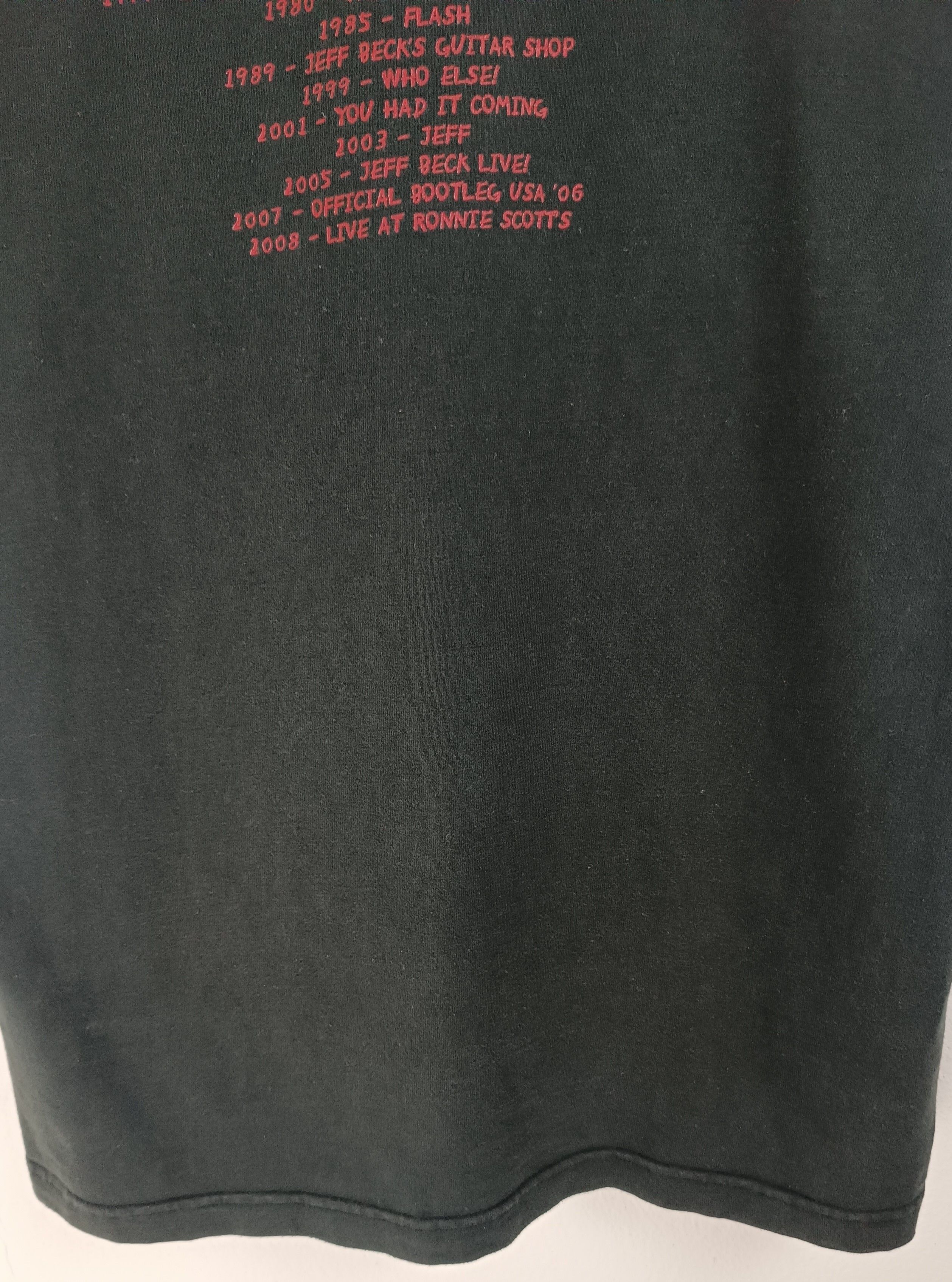 Band Tees VINTAGE '08 JEFF BECK ALBUM COLLECTION FADED TEE YARDBIRDS Size US L / EU 52-54 / 3 - 17 Thumbnail
