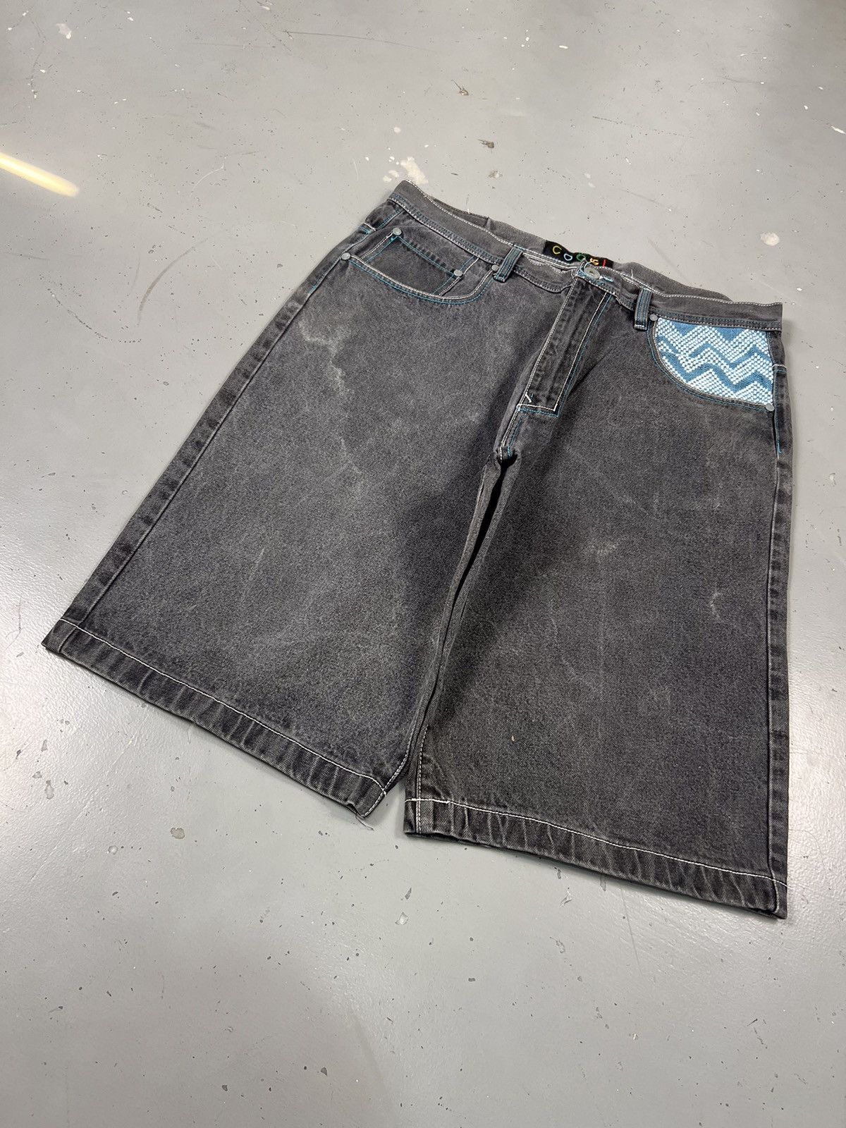 Coogi × Vintage Vintage Coogi embroidered denim short Size US 39 - 3 Thumbnail