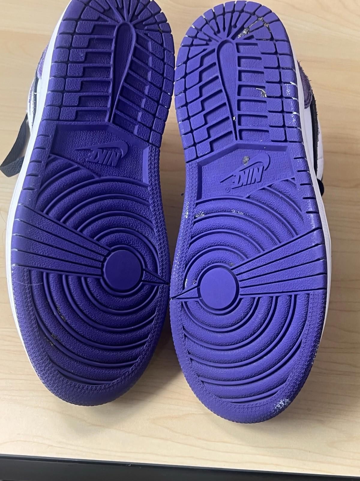 Nike Nike Air Jordan 1 Mid Se (PS) White-Court Purple-Black Sz 2y Size US 5 / EU 37 - 7 Thumbnail
