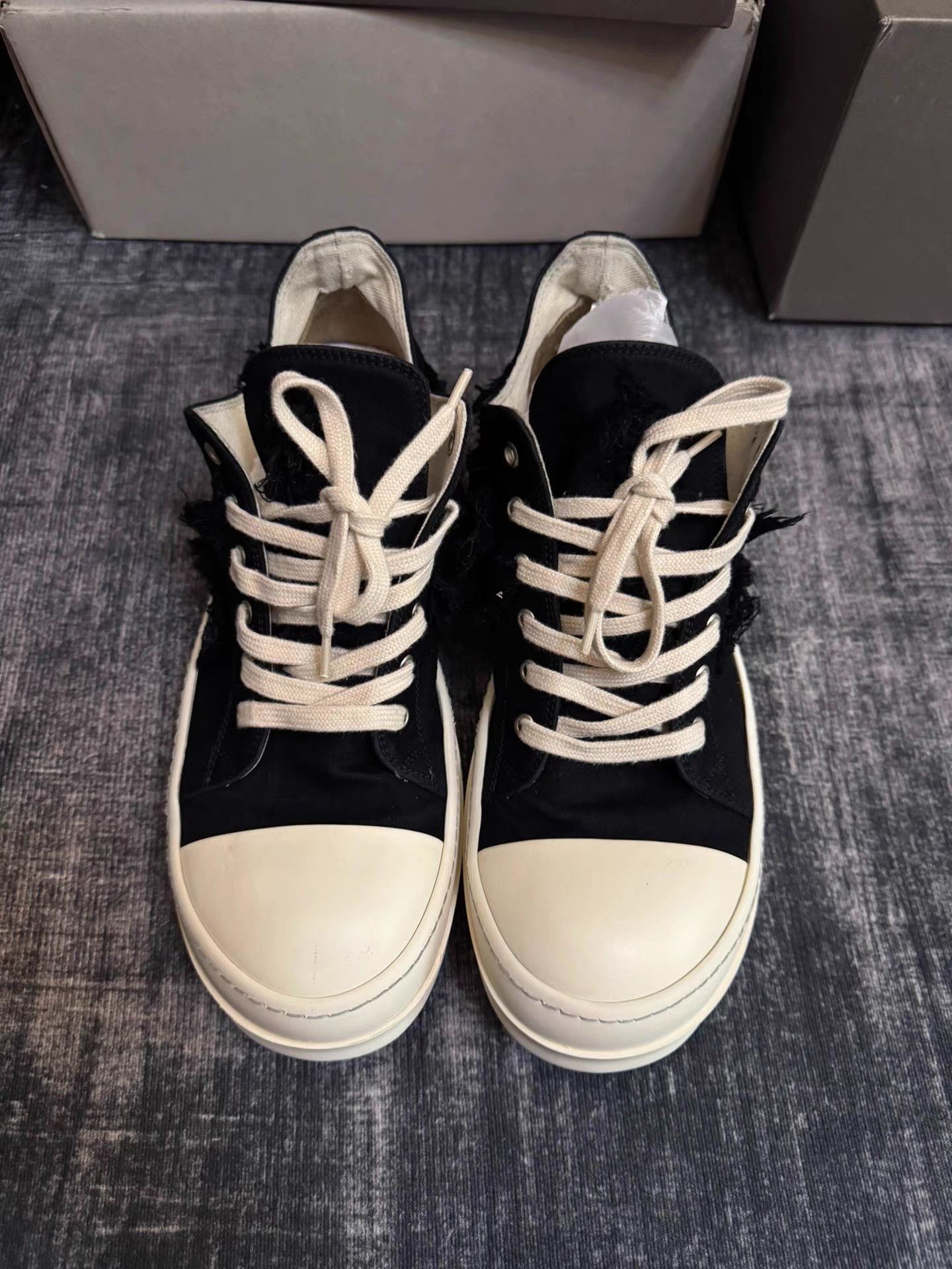Rick Owens rick owens DRKSHDW Distressed Low Top Turbo Cyclops Size US 10 / EU 43 - 2 Thumbnail