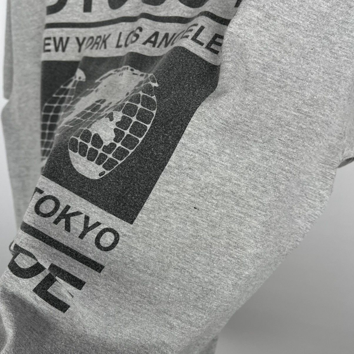 Stussy Vintage Stussy worldwide y2k big logo tee 90’s Size US L / EU 52-54 / 3 - 7 Thumbnail