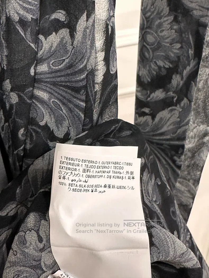Versace Versace Silk print top Size XS / US 0-2 / IT 36-38 - 6 Thumbnail