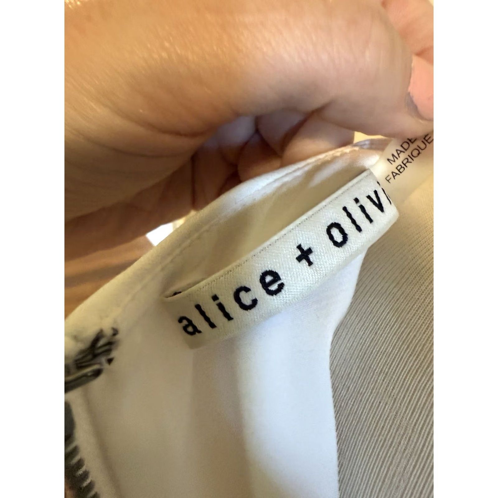 Alice + Olivia Alice + Olivia Dress White Mini 6 Tie Back Flare Women's Small Short Dress - Size 6, Regular, Tie Closure, White, Mini Dress, Women's Fashion Size M / US 6-8 / IT 42-44 - 5 Thumbnail