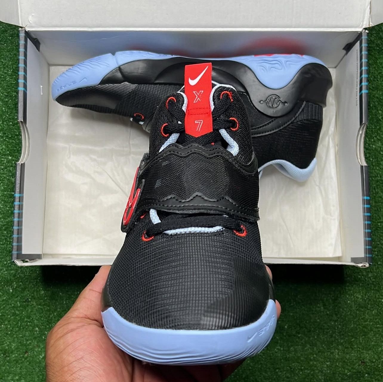 Nike KD Trey 5 X 'Black Light Crimson' Size US 9.5 / EU 42-43 - 4 Thumbnail