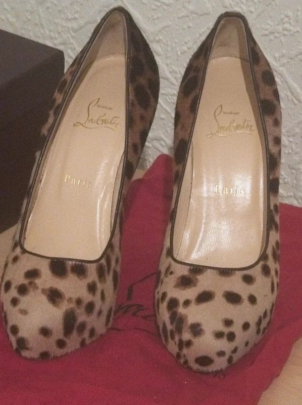 Christian Louboutin Christian Louboutin Daffodile pony-style calfskin heels Size US 5 / IT 35 - 7 Thumbnail