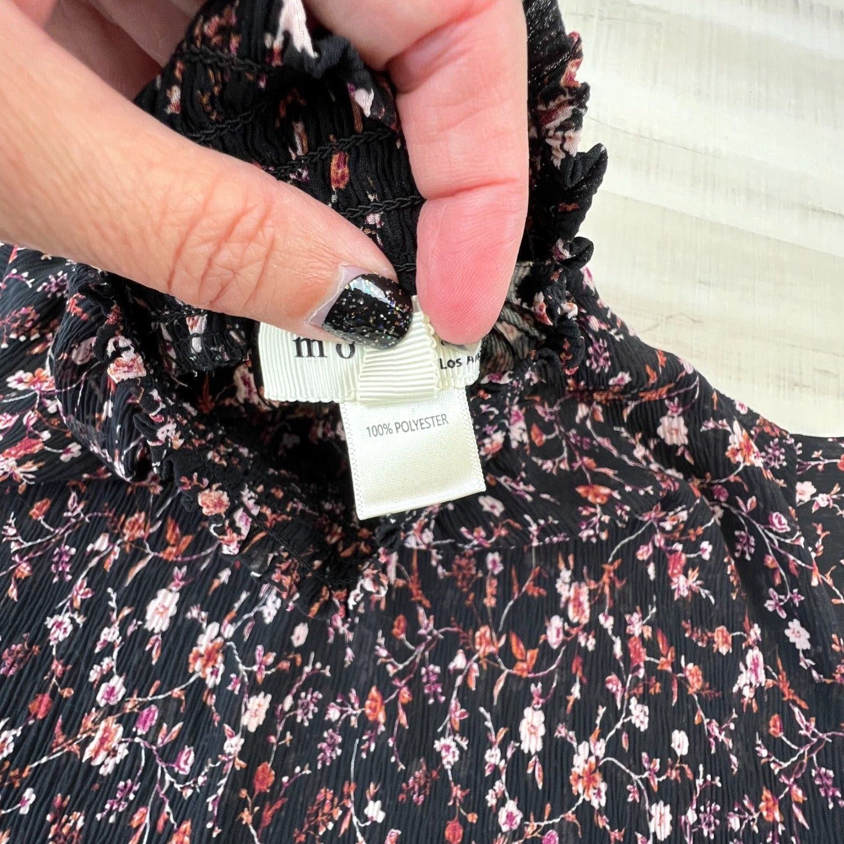 Vintage Monteau Womens Black Floral High Neck Short Sleeve Pleated Blouse Medium Size M / US 6-8 / IT 42-44 - 4 Thumbnail