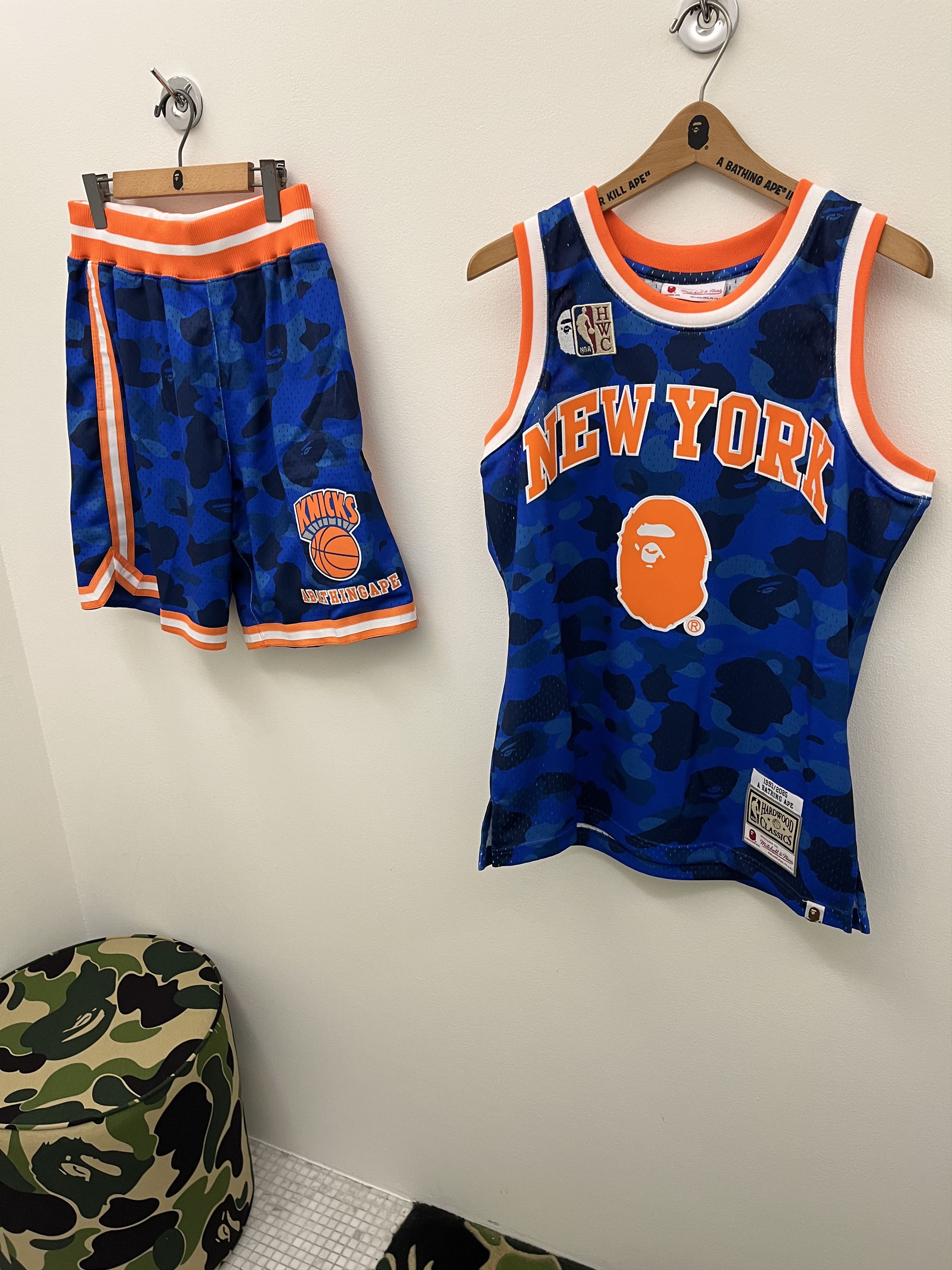 BAPE X M&N NBA NEW YORK KNICKS SWINGMAN JERSEY