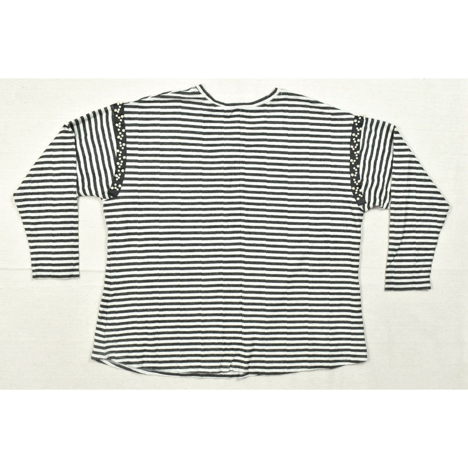 Vintage Lane Bryant Women Top Striped Long Sleeve Gray White Faux Pearl Shoulder 28 Plus D Womens Size 4XL / US 24-26 - 2 Thumbnail