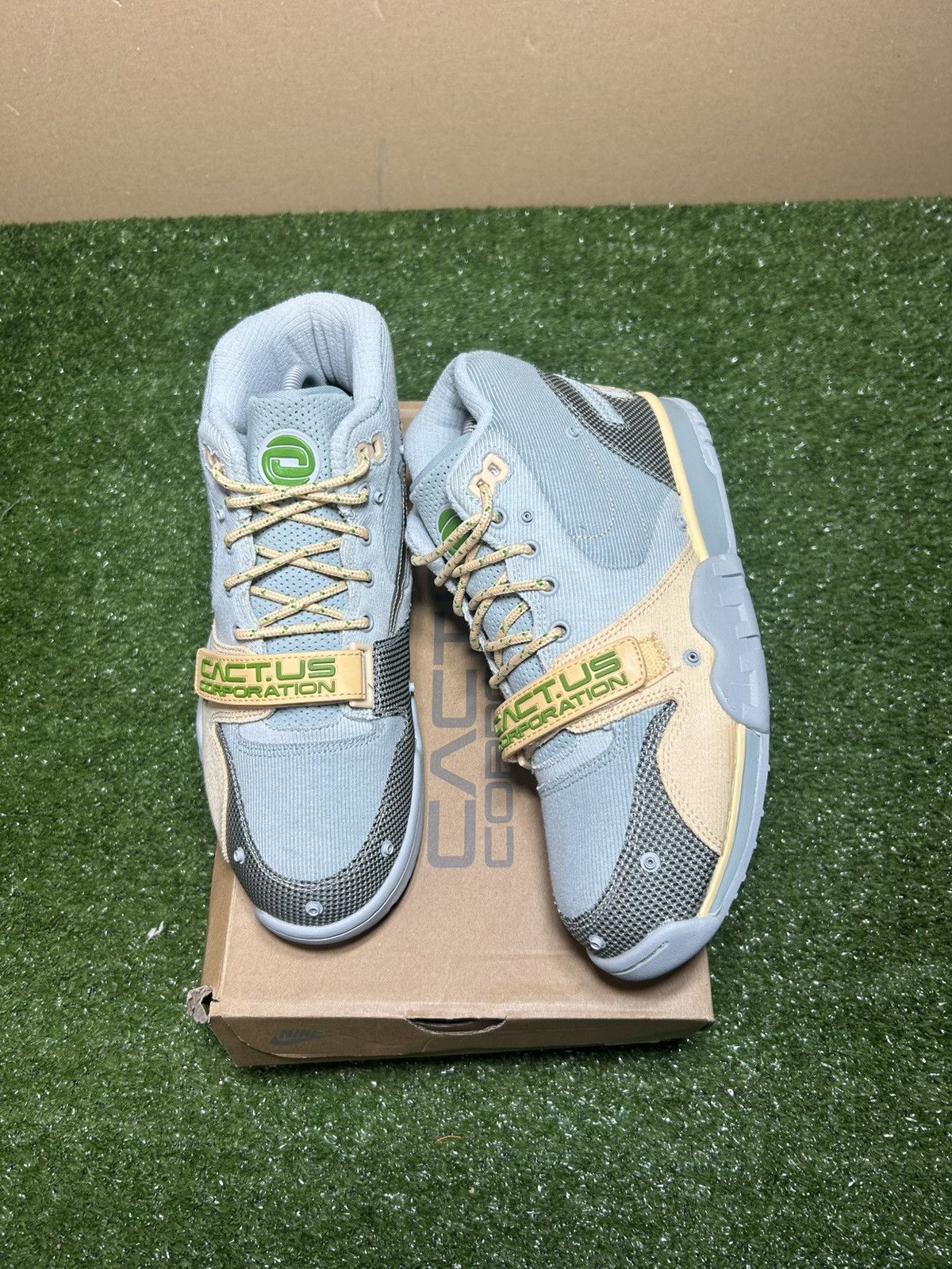 Nike × Travis Scott Nike travis scott air trainer 1 SP grey haze Size US 8 / EU 41 - 1 Thumbnail