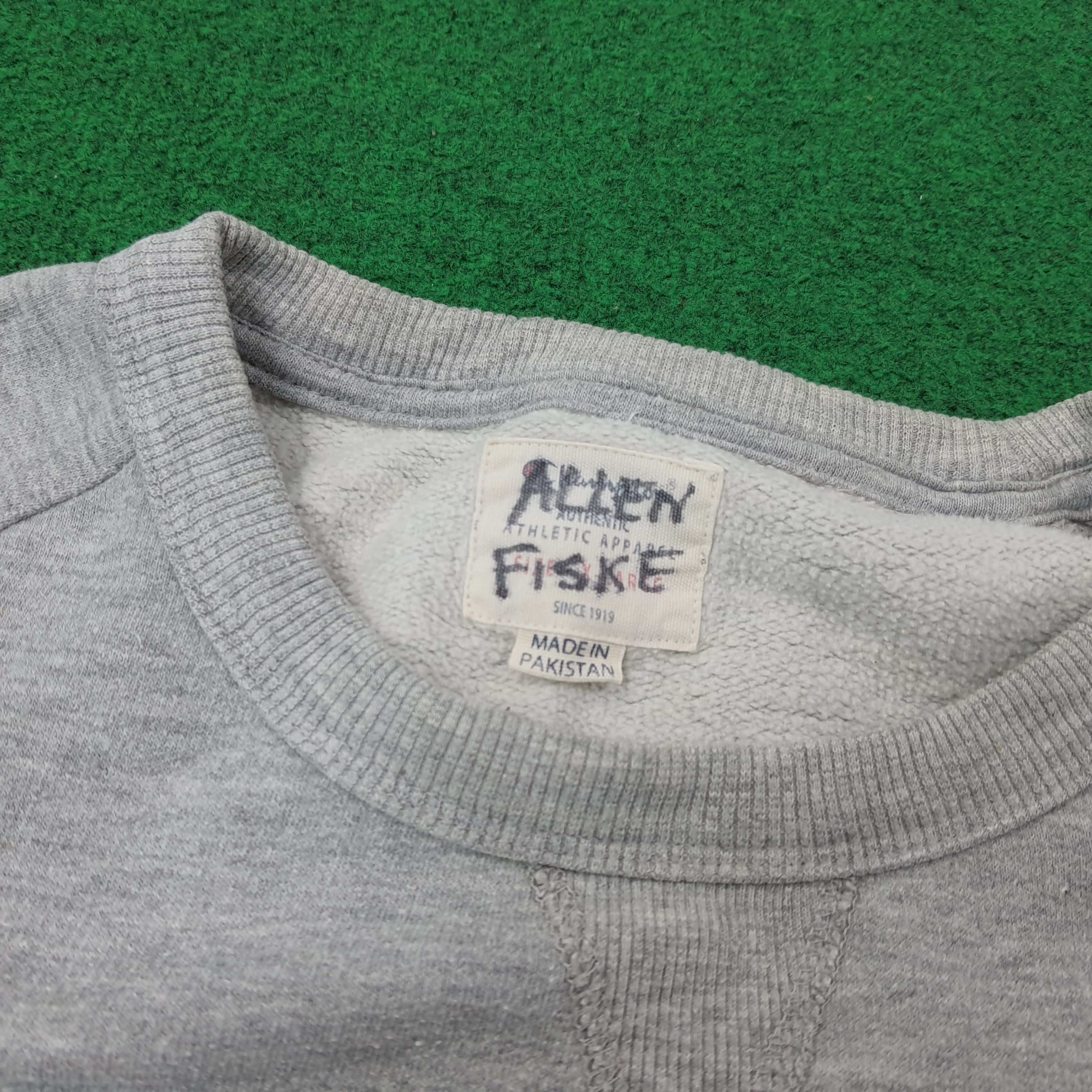 Champion Vintage Champion Sweatshirt C266N4 Size US L / EU 52-54 / 3 - 5 Thumbnail