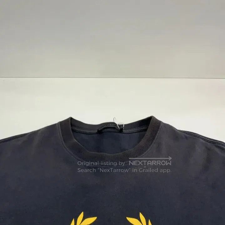Balenciaga Balenciaga Navy Blue Logo Round Neck T. Size US S / EU 44-46 / 1 - 1 Thumbnail