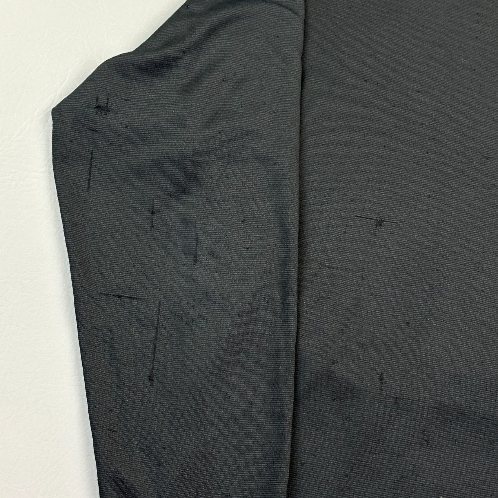 Patagonia VINTAGE Patagonia Capilene Shirt Mens Large Black Long Sleeve Baselayer USA Made Size US L / EU 52-54 / 3 - 4 Thumbnail