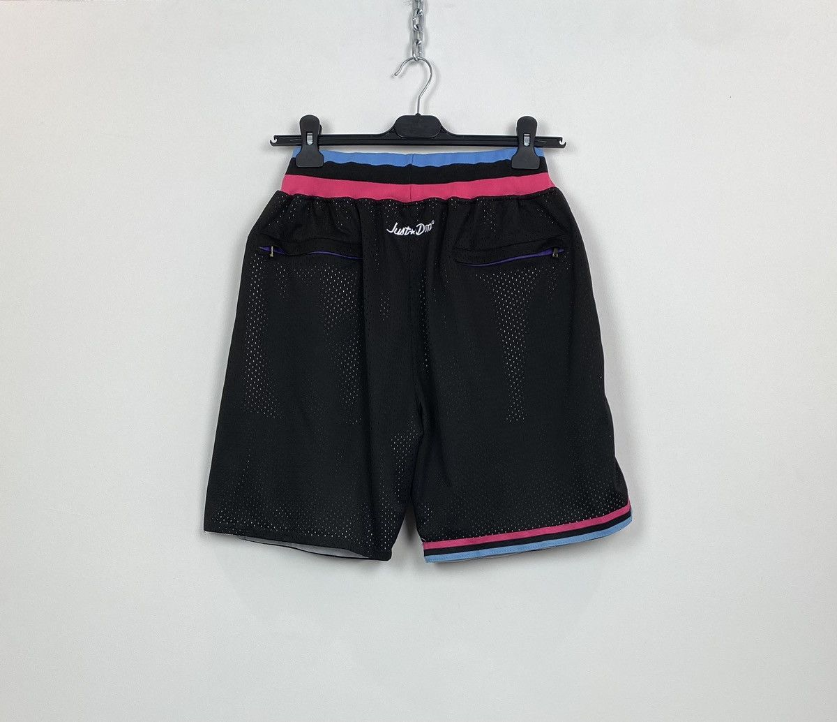 Just Don Just Don Miami Heat Shorts Vice Nights Size Medium Top Black Size US 34 / EU 50 - 6 Thumbnail